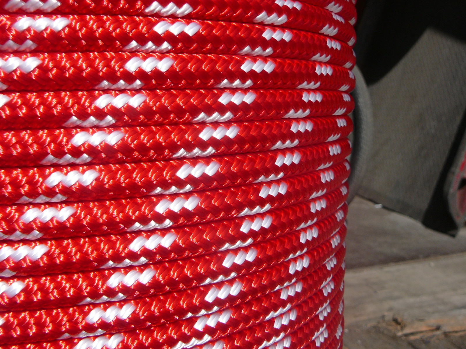 NovaTech XLE Halyard Sheet Line, Dacron Sailboat Rope 5/16" x 50' Red/White