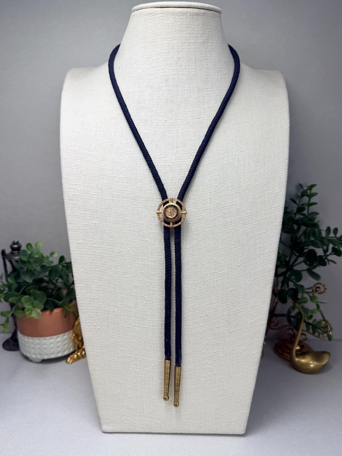 NRA National Rifle Association of Americ Member Vintage Gold Tone Bolo Tie Clasp