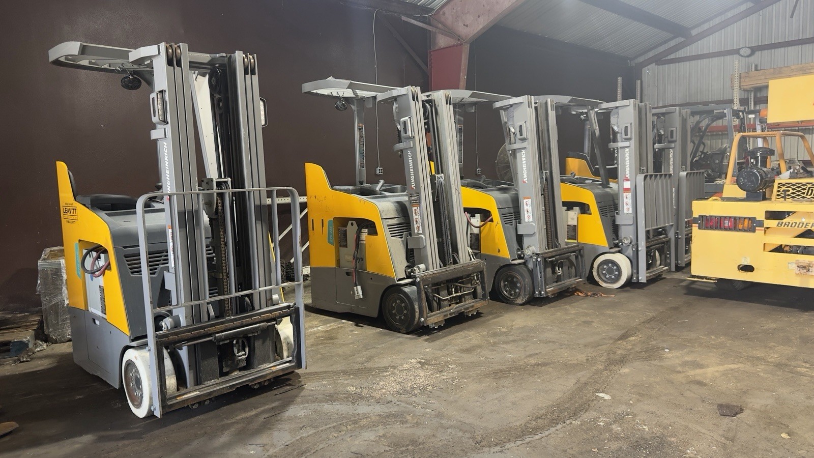 Jungheinrich ETG216 Electric Forklift