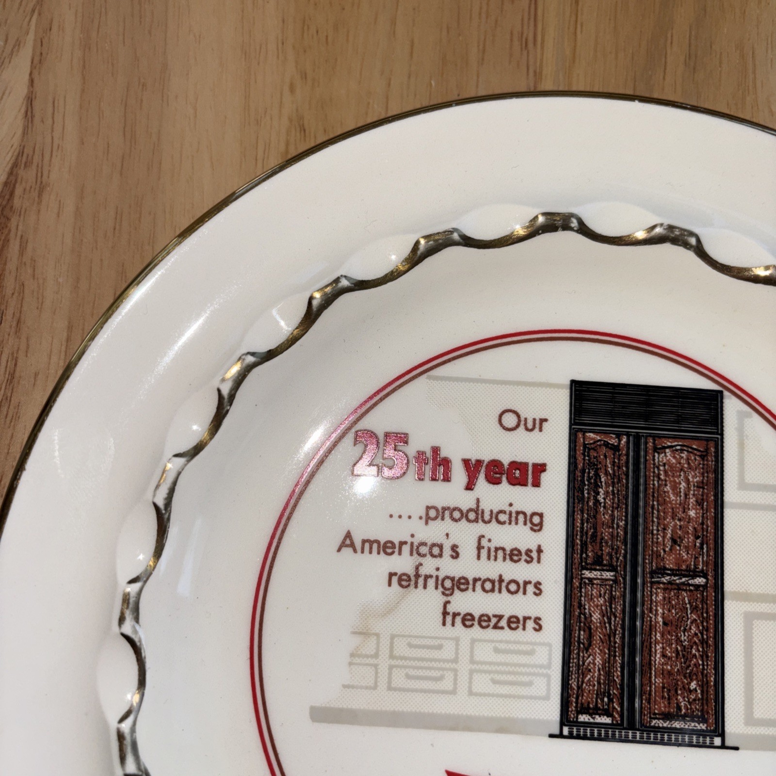 VINTAGE Large ADVERTISING ASHTRAY Ceramic Sub-Zero Refrigerators Freezers 25th