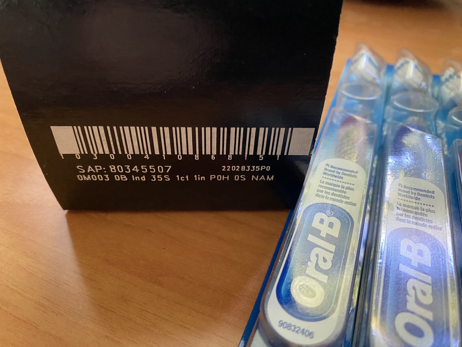 12 Pack Oral-B Indicator 35sft Soft Adult Manual Toothbrushes Multicolor