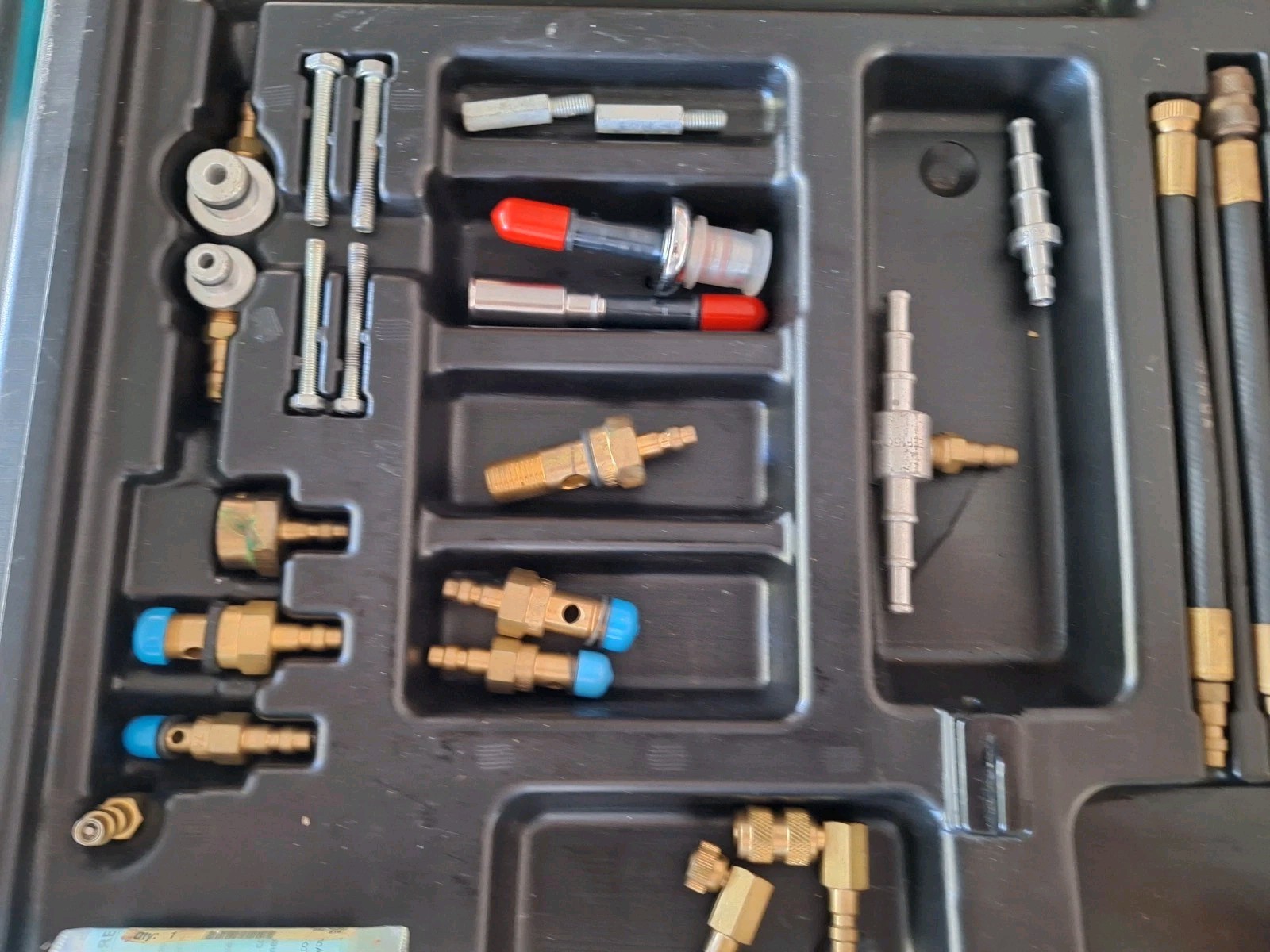 Snap-On Tools Fuel Injection Pressure Gauge Tester Set Plus Extras. EEFI500CORE