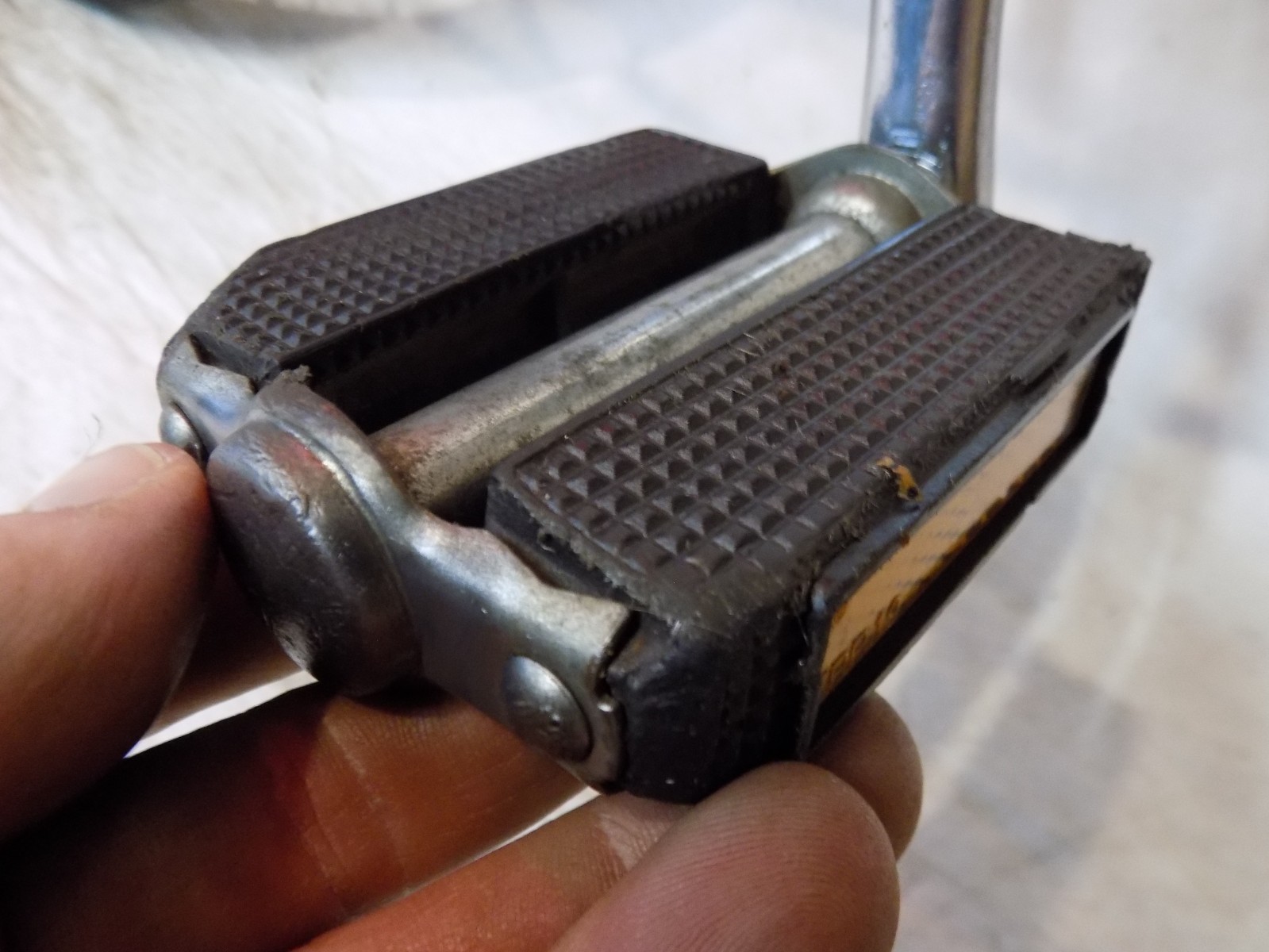 1980 SCHWINN COLLEGIATE LADIES 3-SPEED ROAD CRUISER BIKE BREEZE HOLLYWOOD RACER