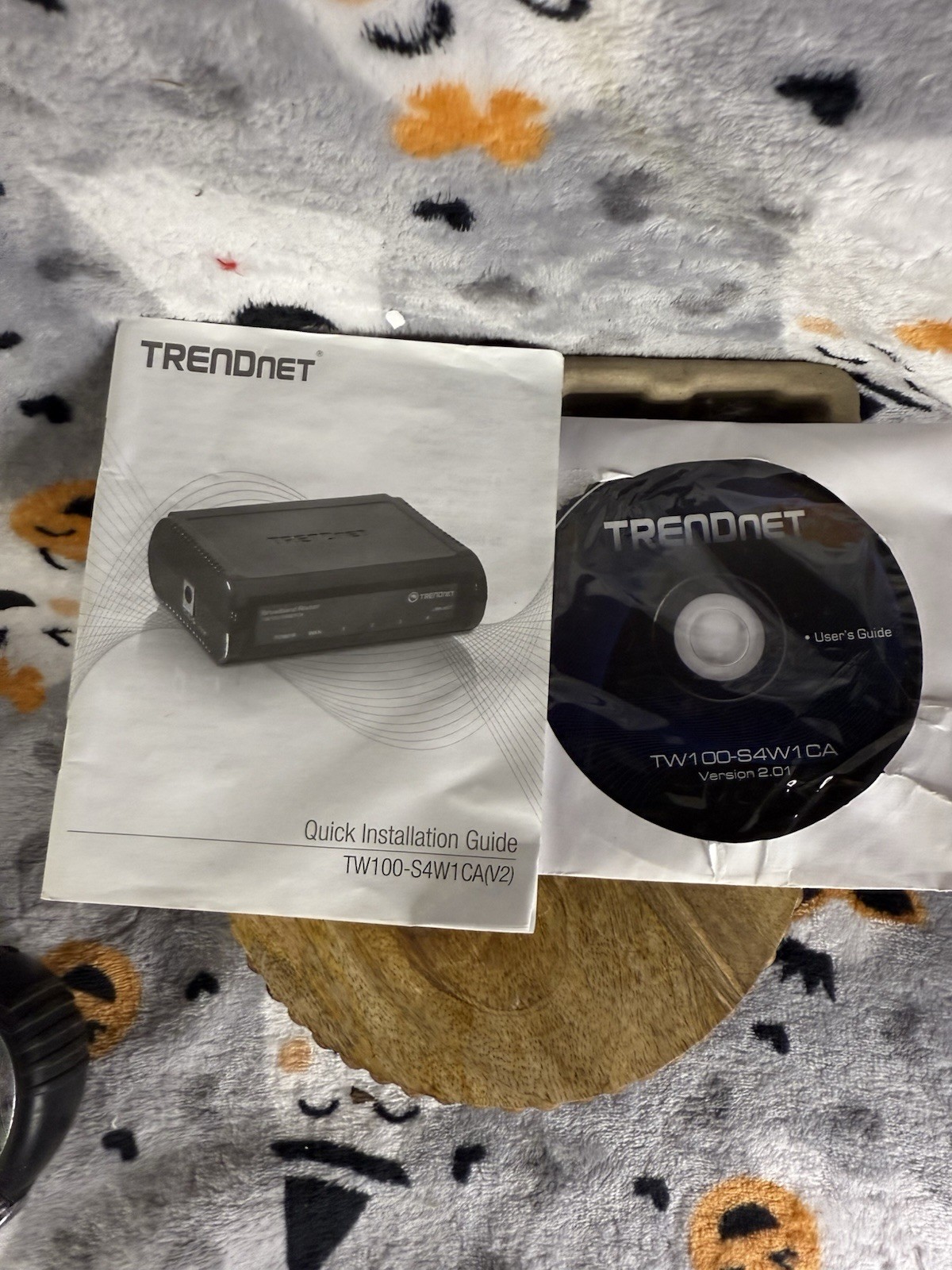 New TRENDnet TW100-S4W1CA 4-Port Broadband Router