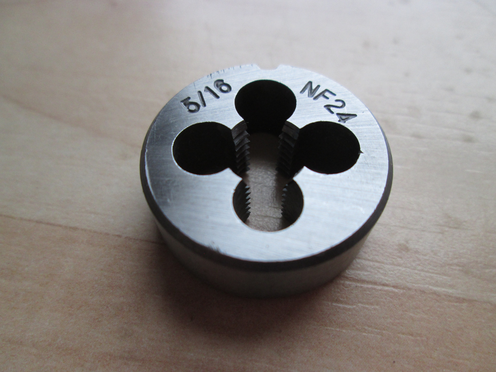 NEW 5/16" 5/16"-24 5/16"-NF24 SAE Die HSS Steel Die, Hand Threading #T16EK