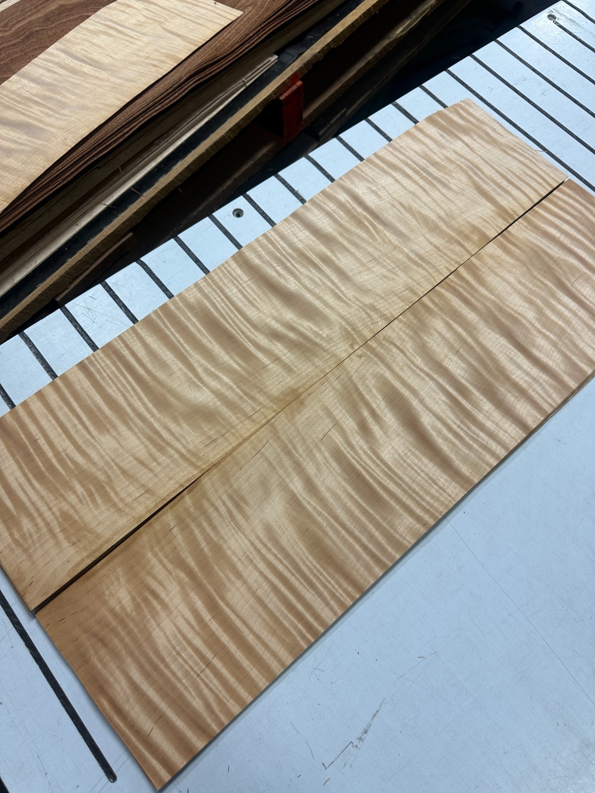 Curley European Birch Raw Wood Veneer 2 sheets 30" x 7'' 917X