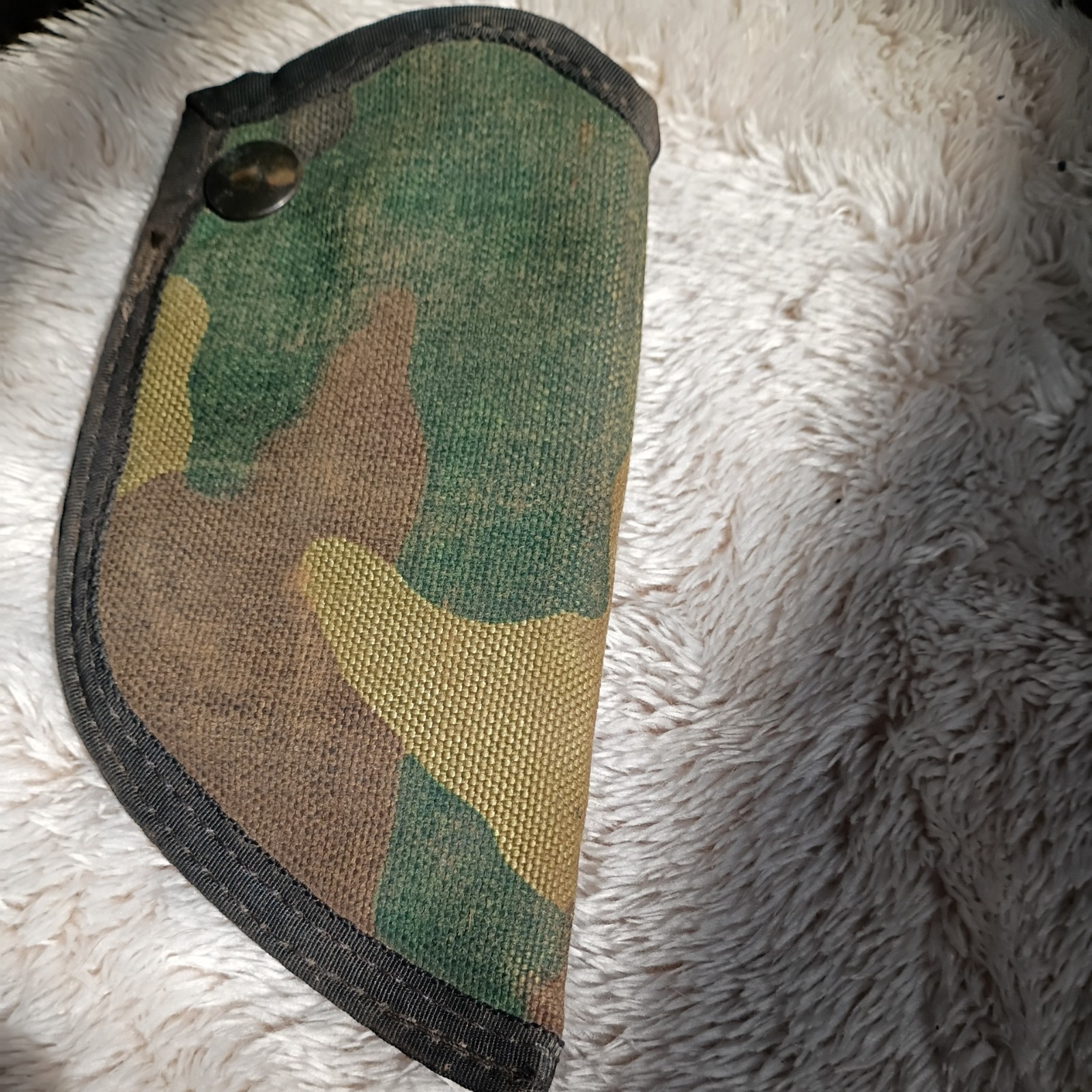 Vintage Wyoming Knife Hunting Field Dressing , Skinning , Caping / Camo Sheath