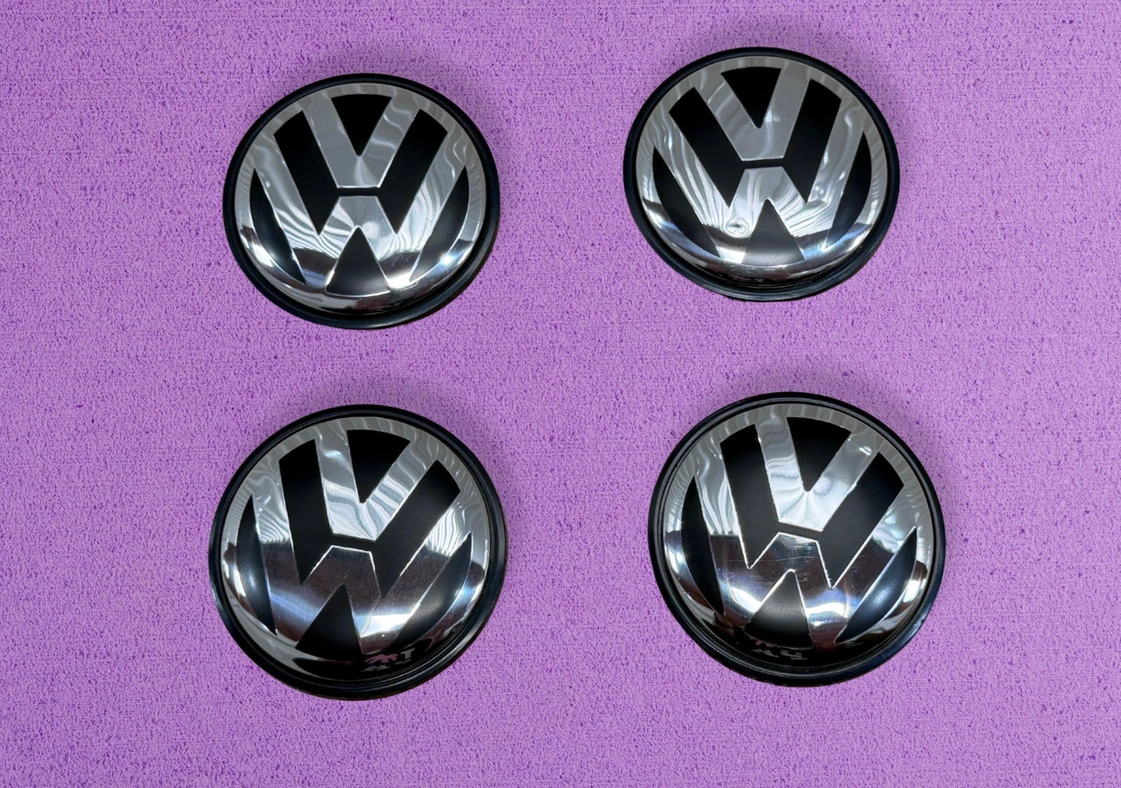 4x Wheel Center Hub caps for VW Golf Jetta Golf Tiguan Passat EOS 3B7 601 171