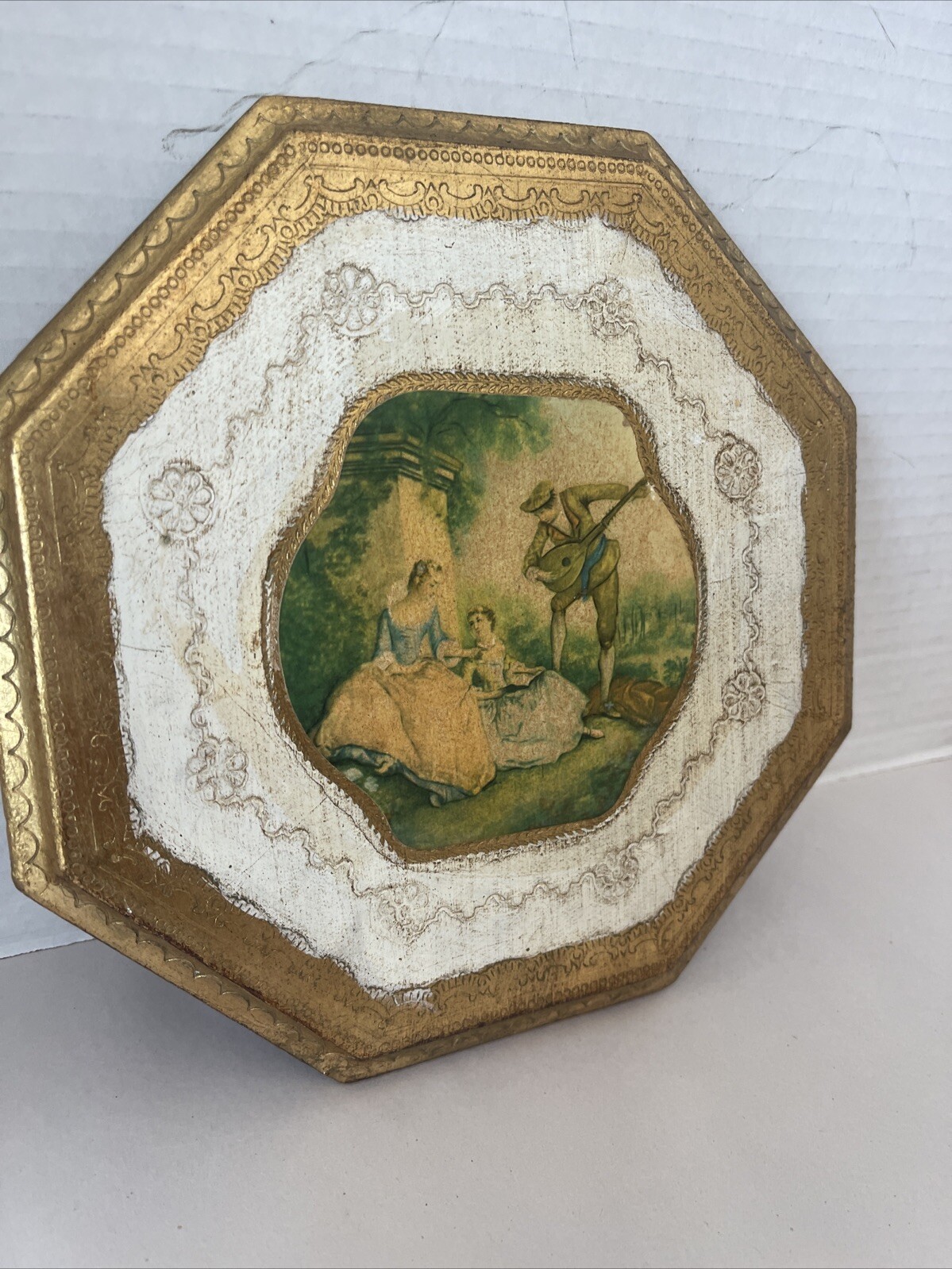 Antiqued Florentine Plaque Wood Artisan Gold Gilt Italy Romantic Octagon 8”