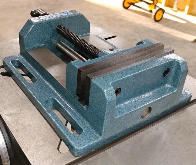 Wilton Vise 11746 - Low Profile Drill Press Vise LP6 - NIB Original Packaging