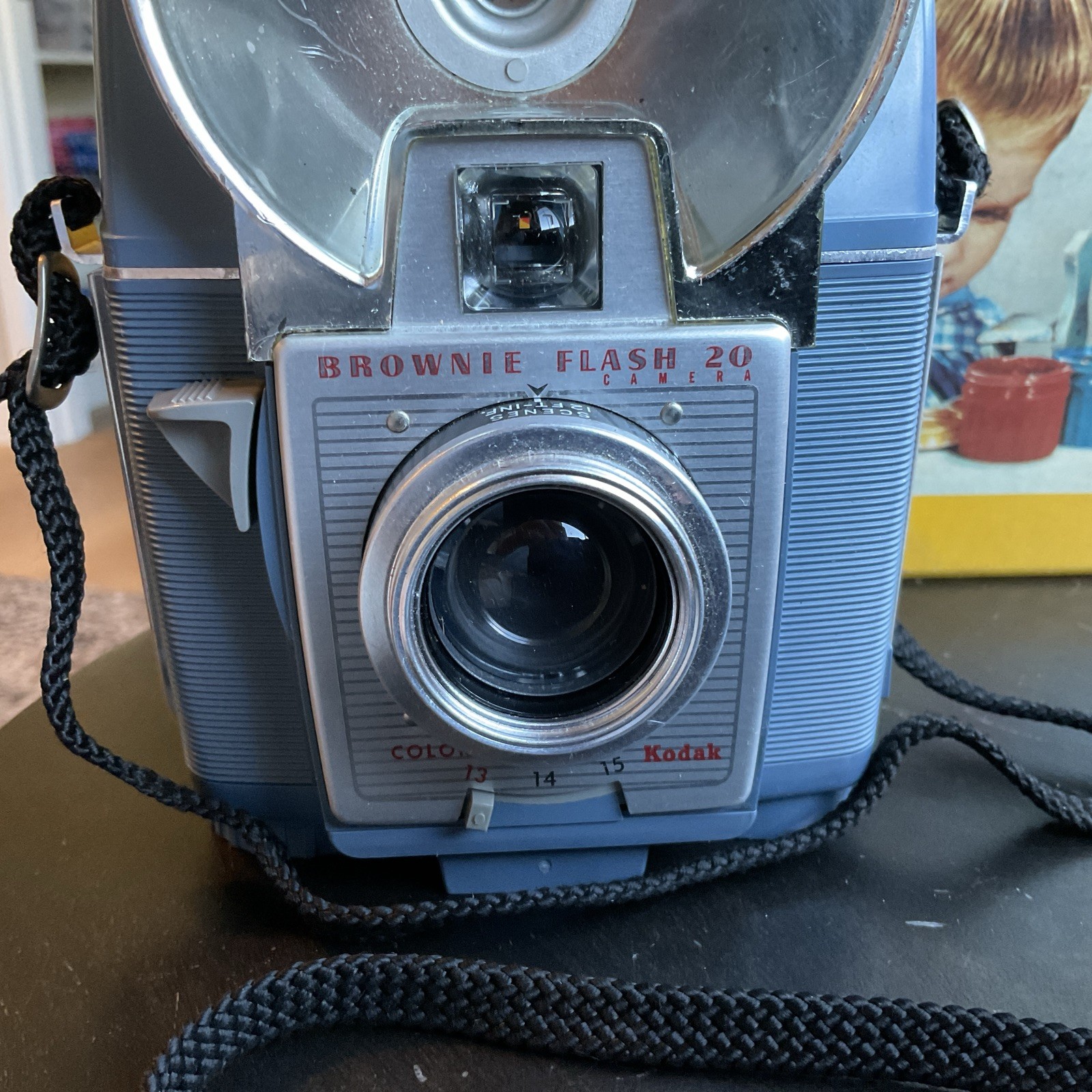 Vintage Kodak Brownie Flash 20 Outfit Camera Blue w/ Box NICE!