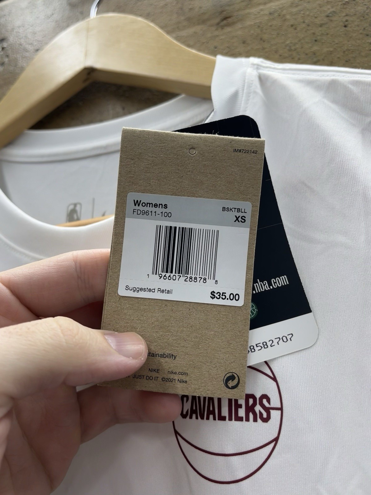 Cleveland Cavaliers NBA Women’s Nike T-Shirt Dri-Fit XS NWT