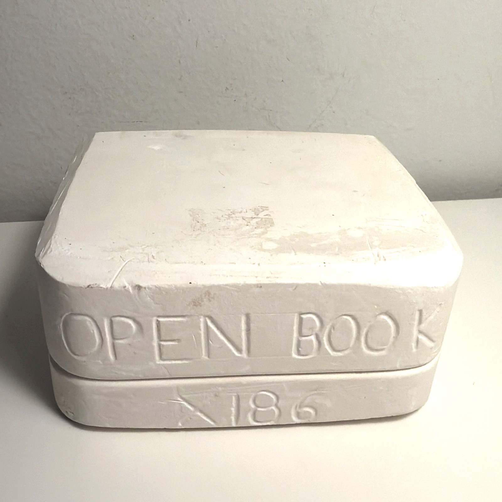 Vintage Ceramic Open Book Clay Pottery Mold X186 Slip Cast Plaster 4" Wide CIN