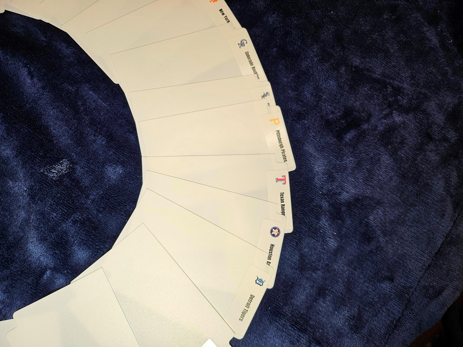 30 x Tall Sports Card Team Dividers with 30 MLB Teams Logos