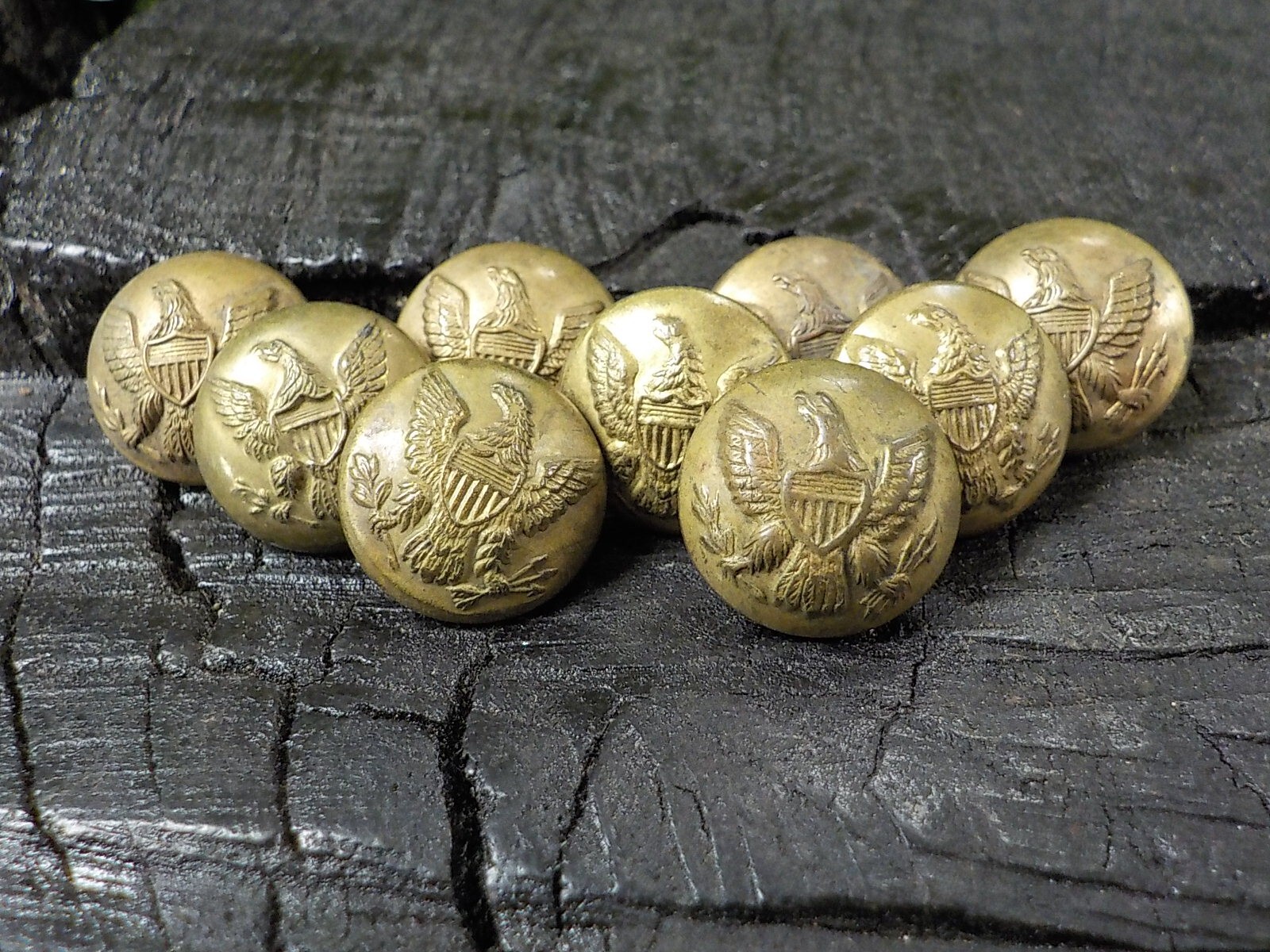 Old Rare Vintage Antique Civil War Relic Eagle Cuff Button with Free Button Case