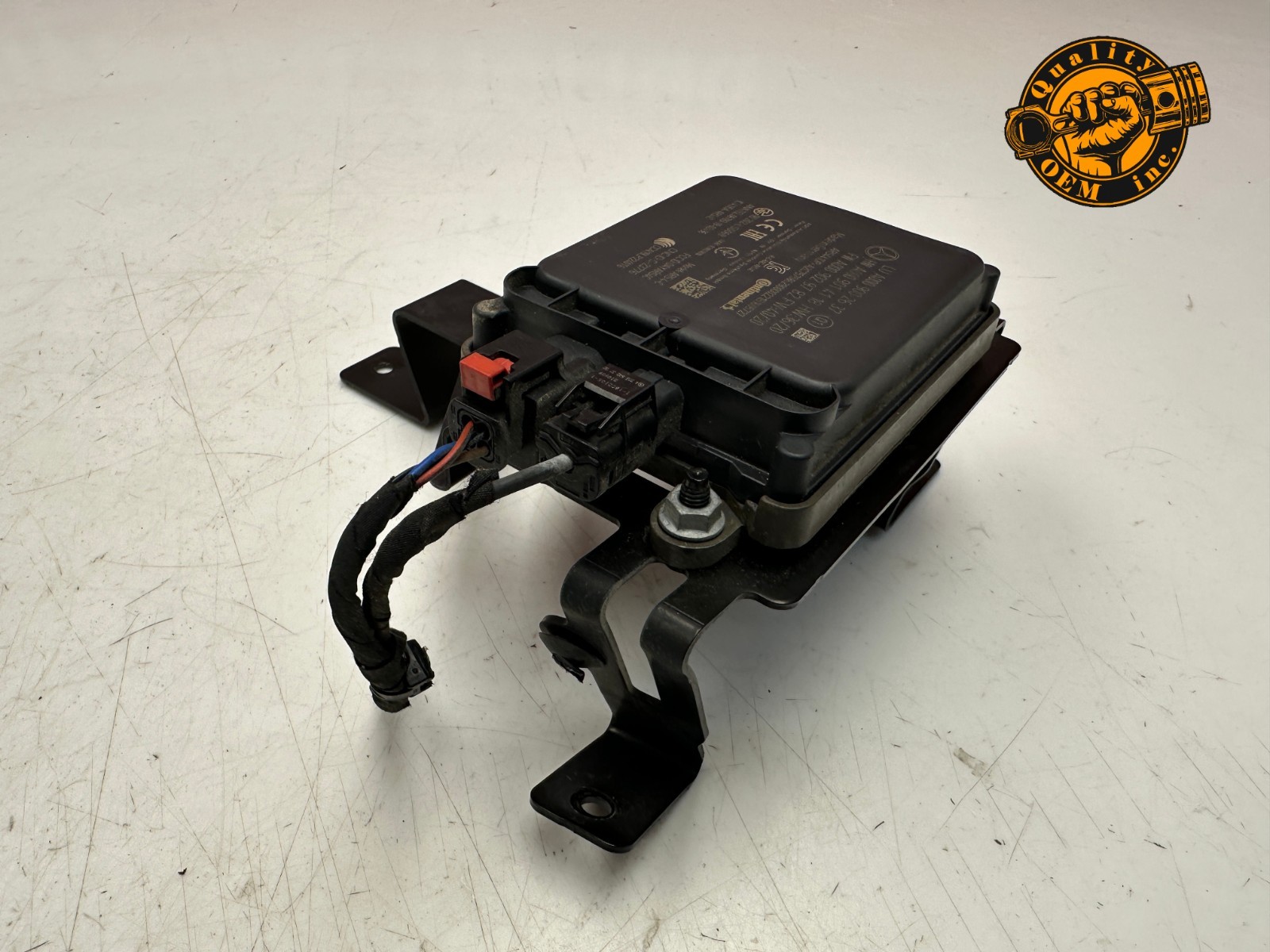 2022-2026 MERCEDES AMG GT C CLE E EQE EQS S SL - FRONT DISTANCE RADAR SENSOR OEM