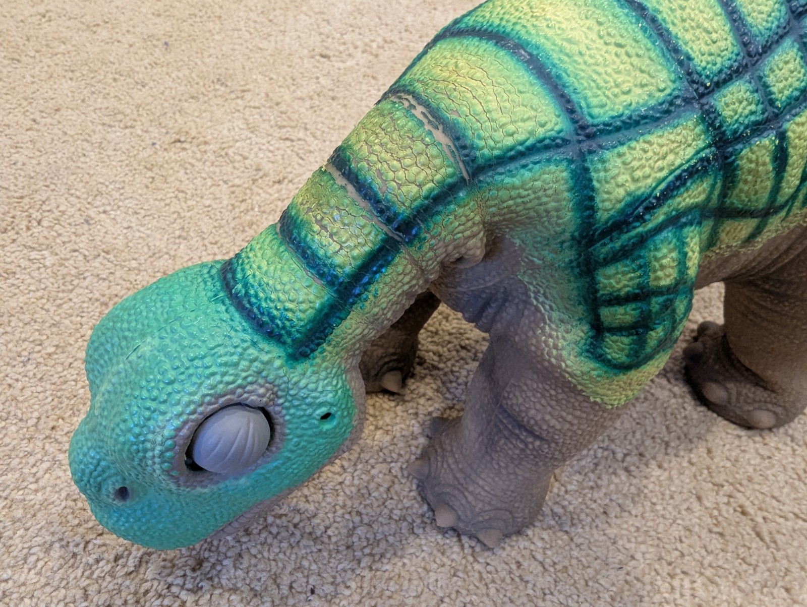 Innvo Labs Pleo RB Robot Dinosaur with Some Accessories, Dead Battery Pls Read