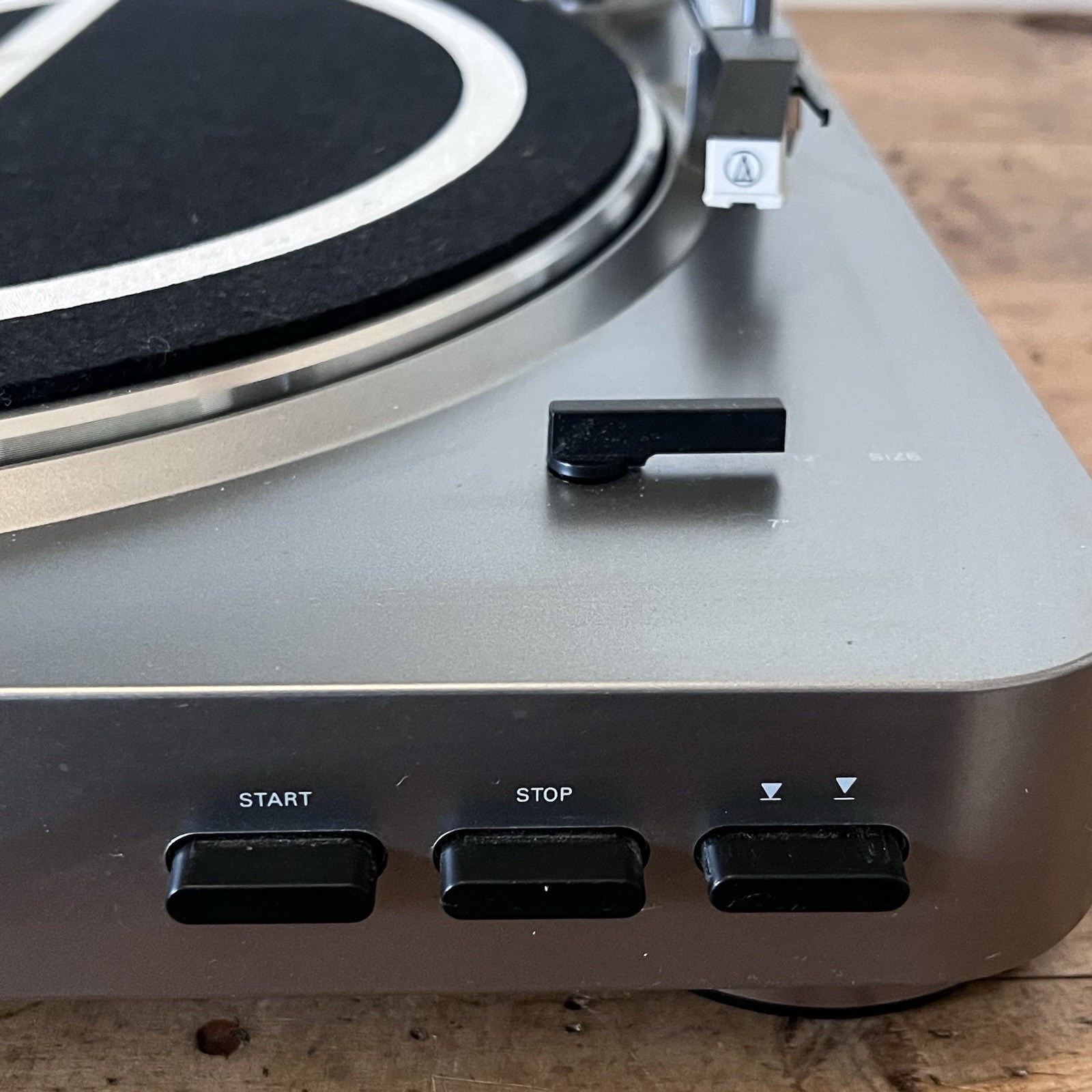 Audio Technica AT-LP60 Turntable EXCELLENT Condition Works Great! 1st Generation