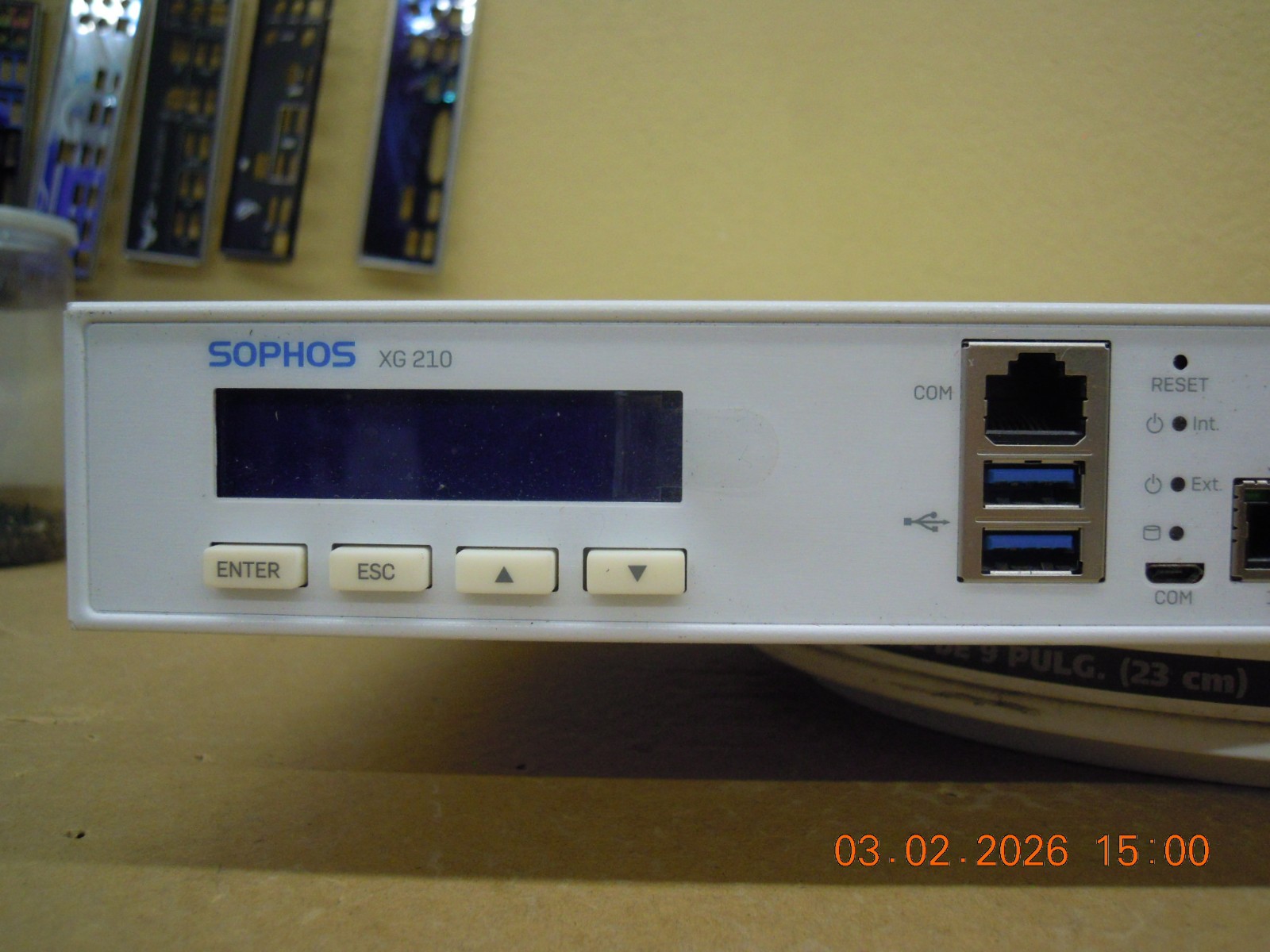 Sophos XG 210 rev. 3 Firewall Security Appliance 6 x GE + 2 x SFP Ports * Reset