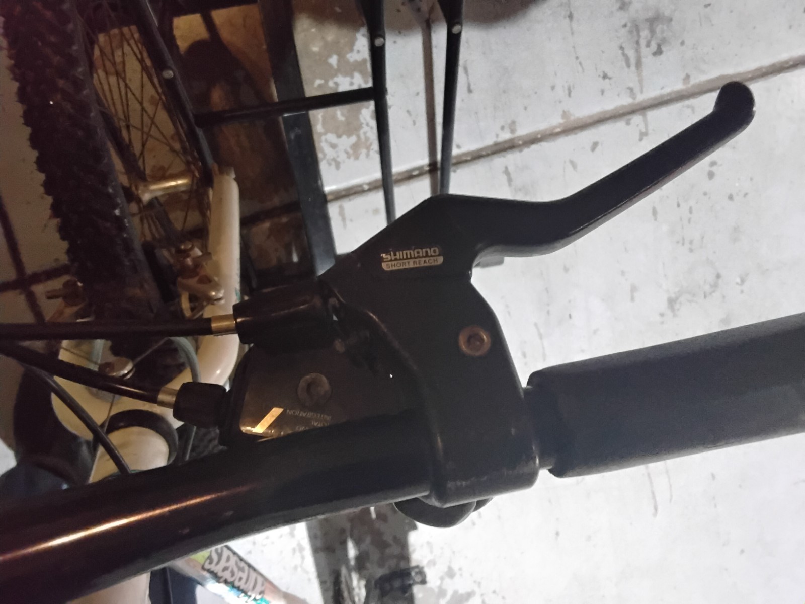 1991 alpinestars cro-mega LX white complete vintage bike