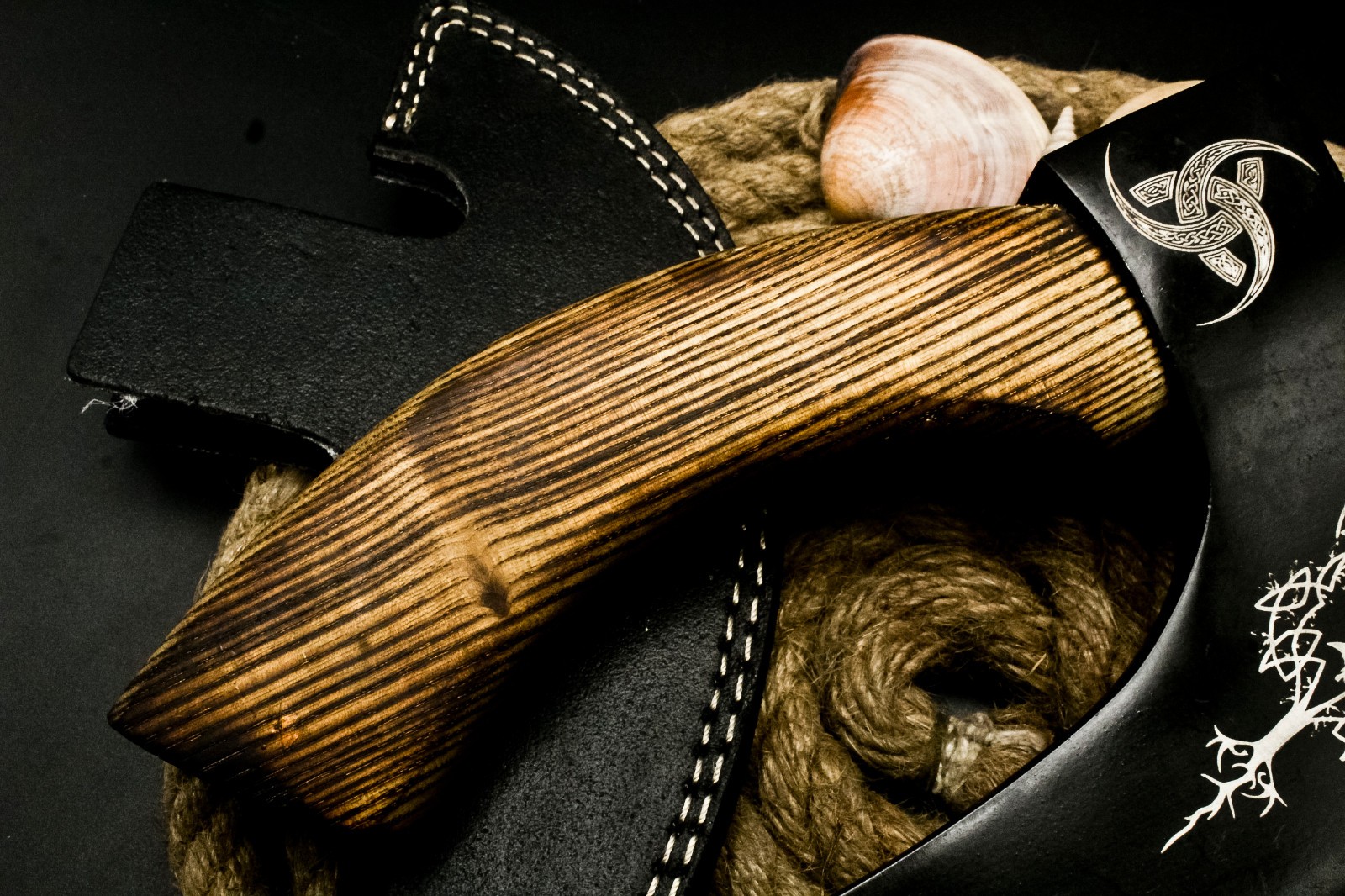 SK124 Custom Handmade Powder Coated Blade Viking Pizza Axe | Pizza Cutter Axe