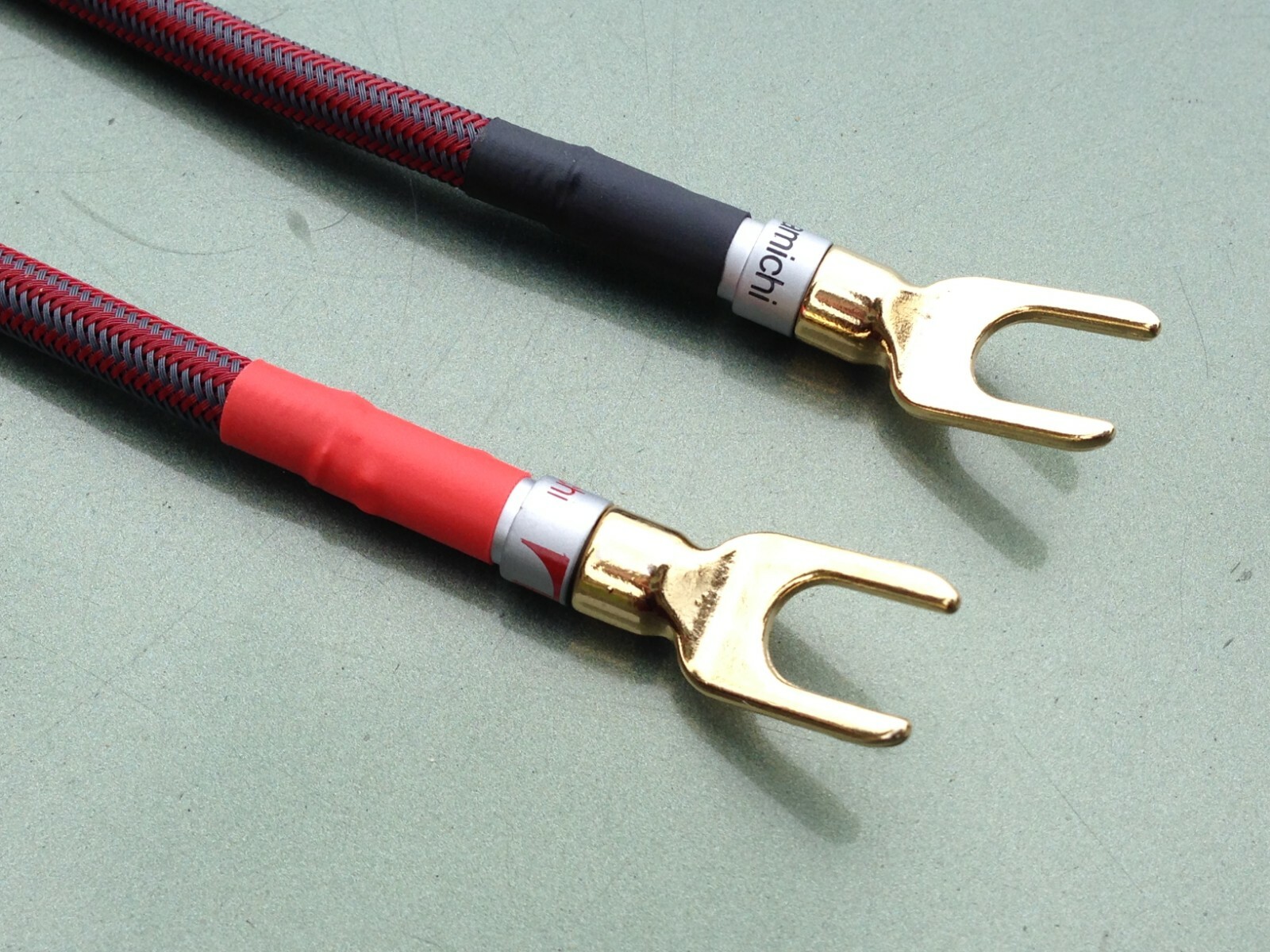 Pair Mogami Audiophile Bi Wire Speaker Jumper Cable Spade to Banana