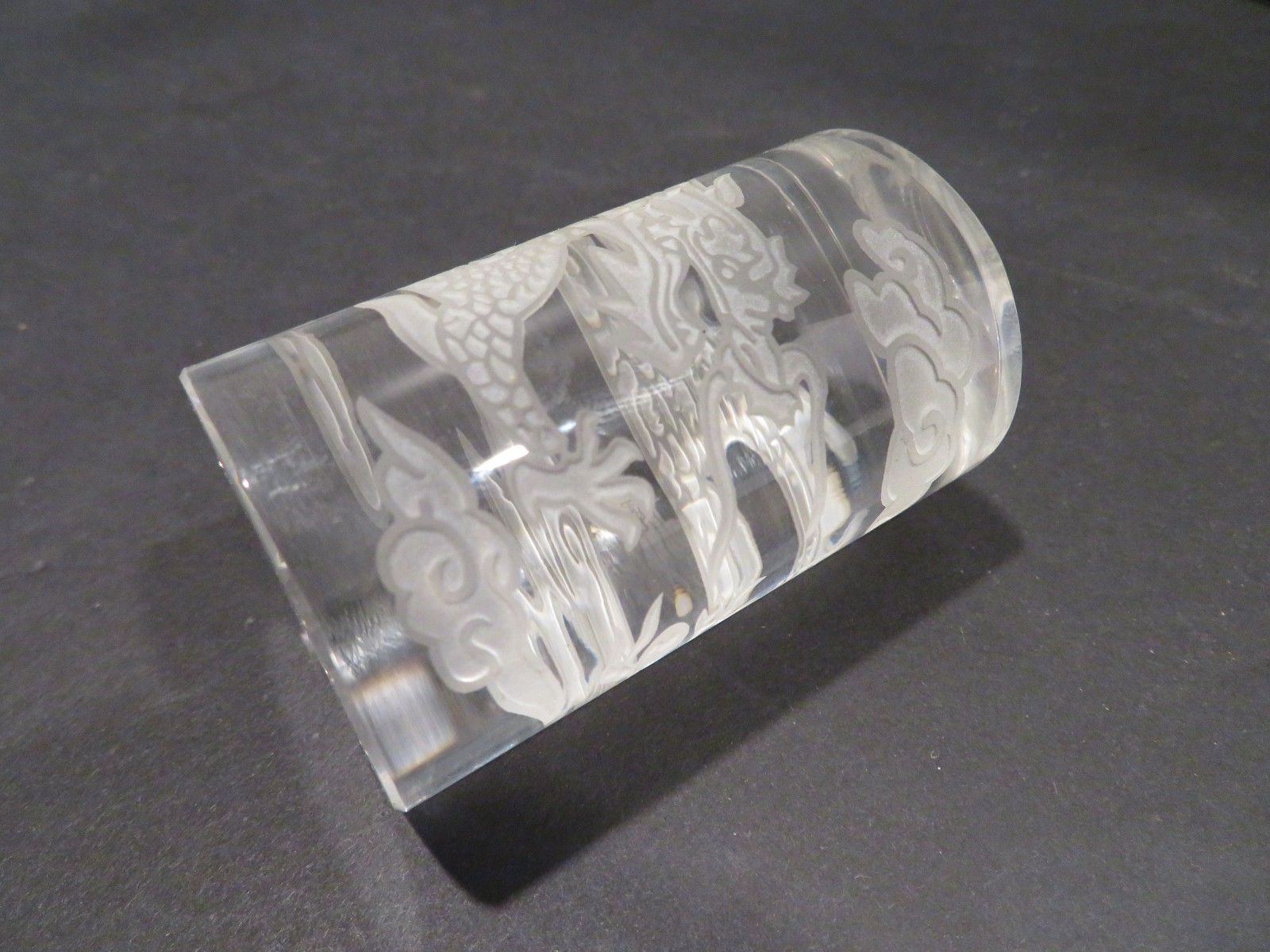 Etched Glass Dragon Roulette Win Marker - Glass Roulette Dolly Win Marker -