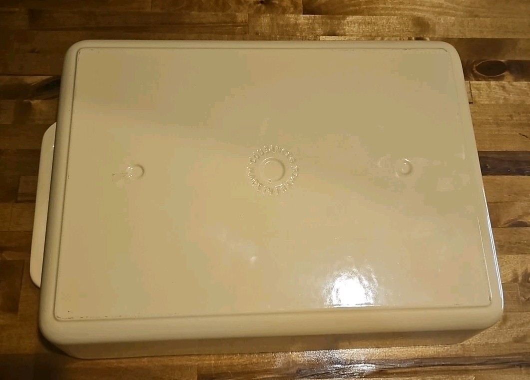 Vintage Cousances France Beige Enameled Cast Iron Roasting Pan 14" x 10"