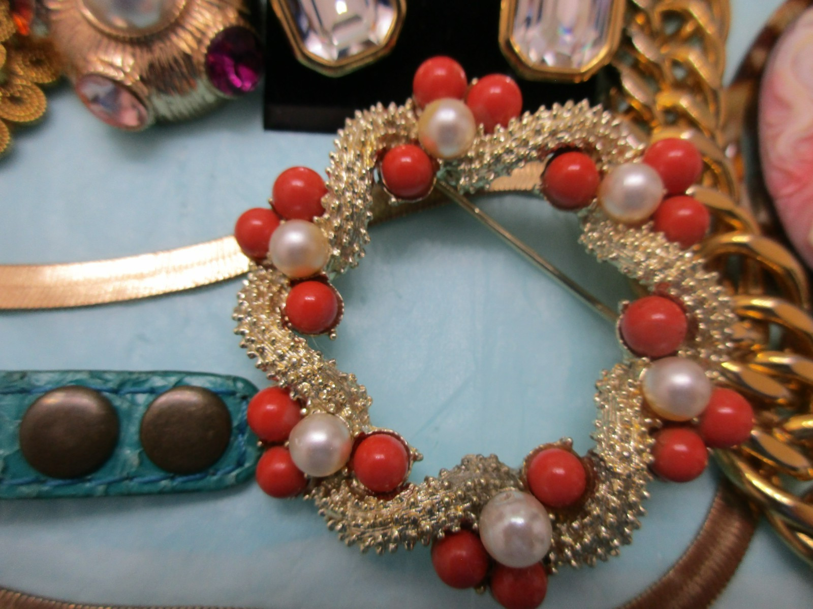 Vtg to Now Lot JEWELRY WEISS C.TRIFARI,925 Swiss Piano+Cameo Locket brooch,ring+