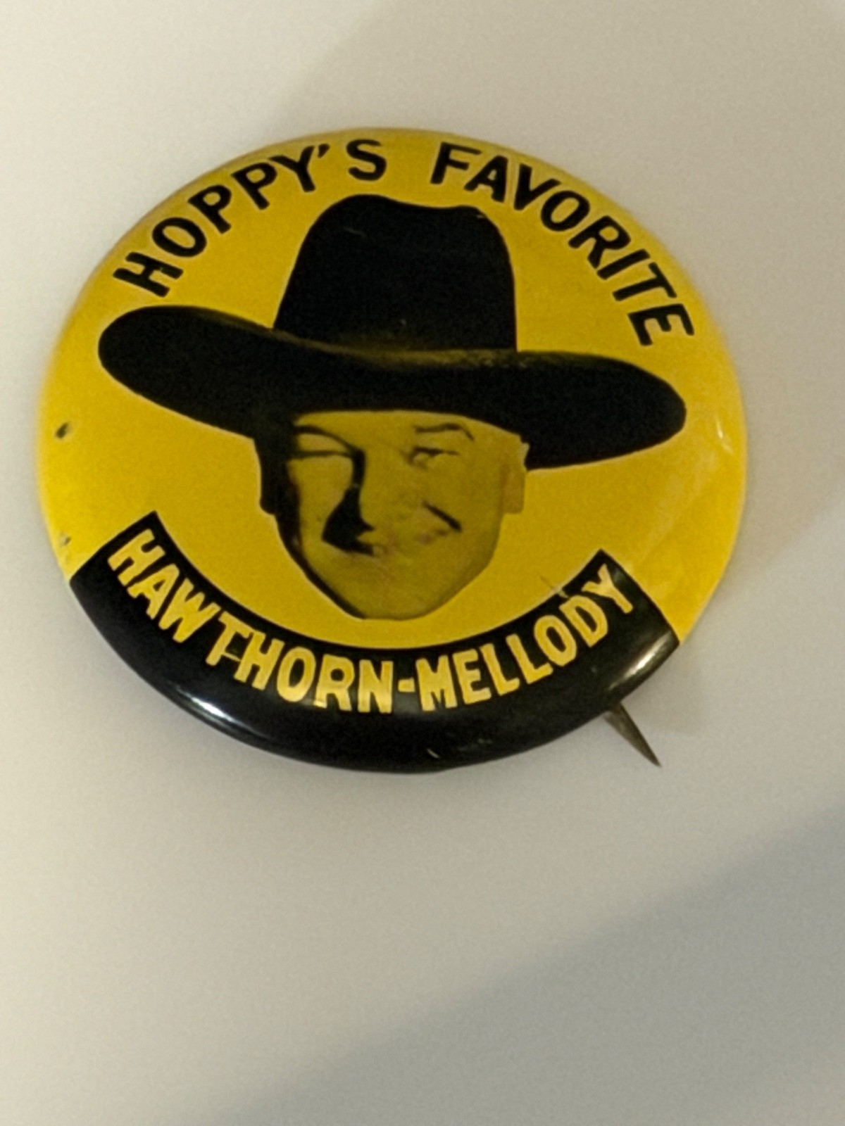 1950’s Hopalong Cassidy Hoppy’s  Favorite Hawthorn-Mellody advertising pin