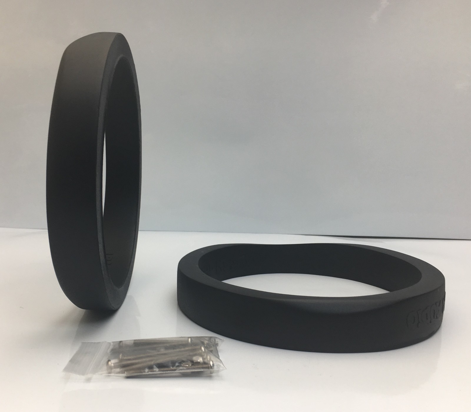 8" Rear Harley Saddlebag Speaker Mounting Ring Adapters w/GRILLS 1994-2013