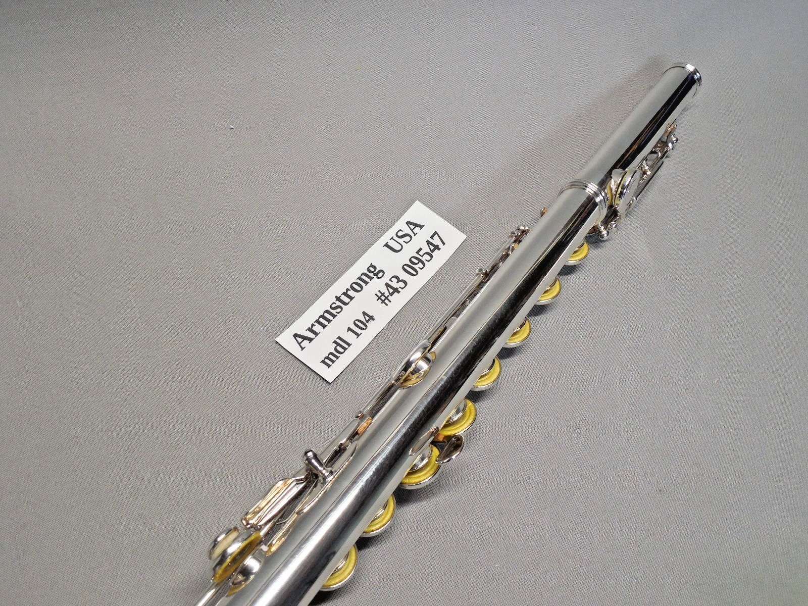 Armstrong 104 Silver Plated Flute w/ Case New Pads Polished Reconditioned