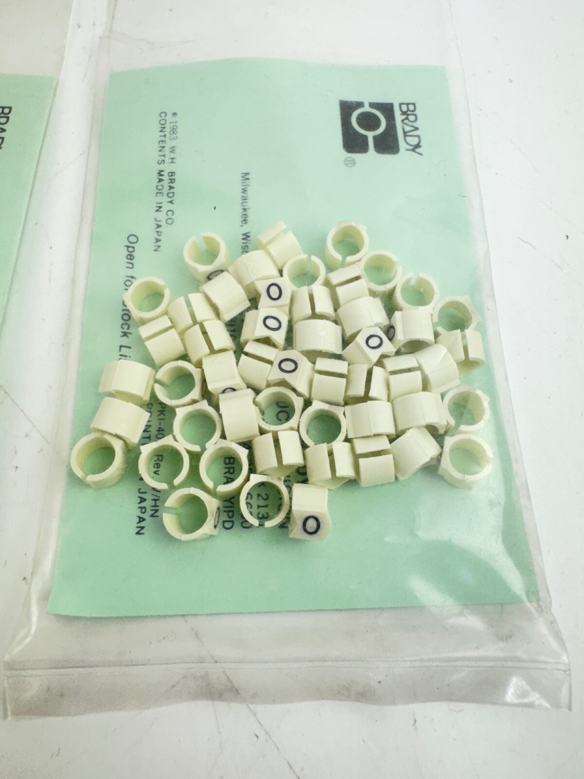BRADY SCN-23-0 CLIP-SLEEVE WIRE MARKERS *LOT OF 2 BAGS*