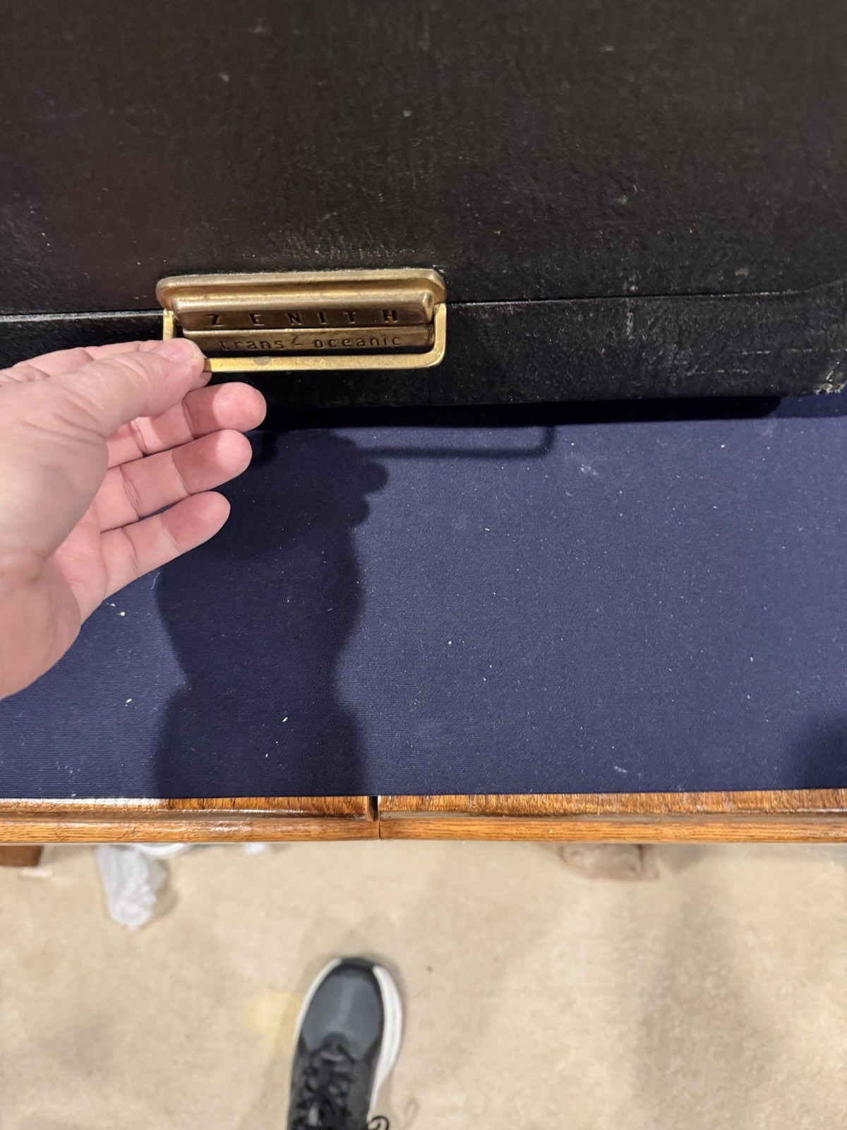 Zenith Trans-Oceanic S-558O Transoceanic Shortwave Radio Black WORKING