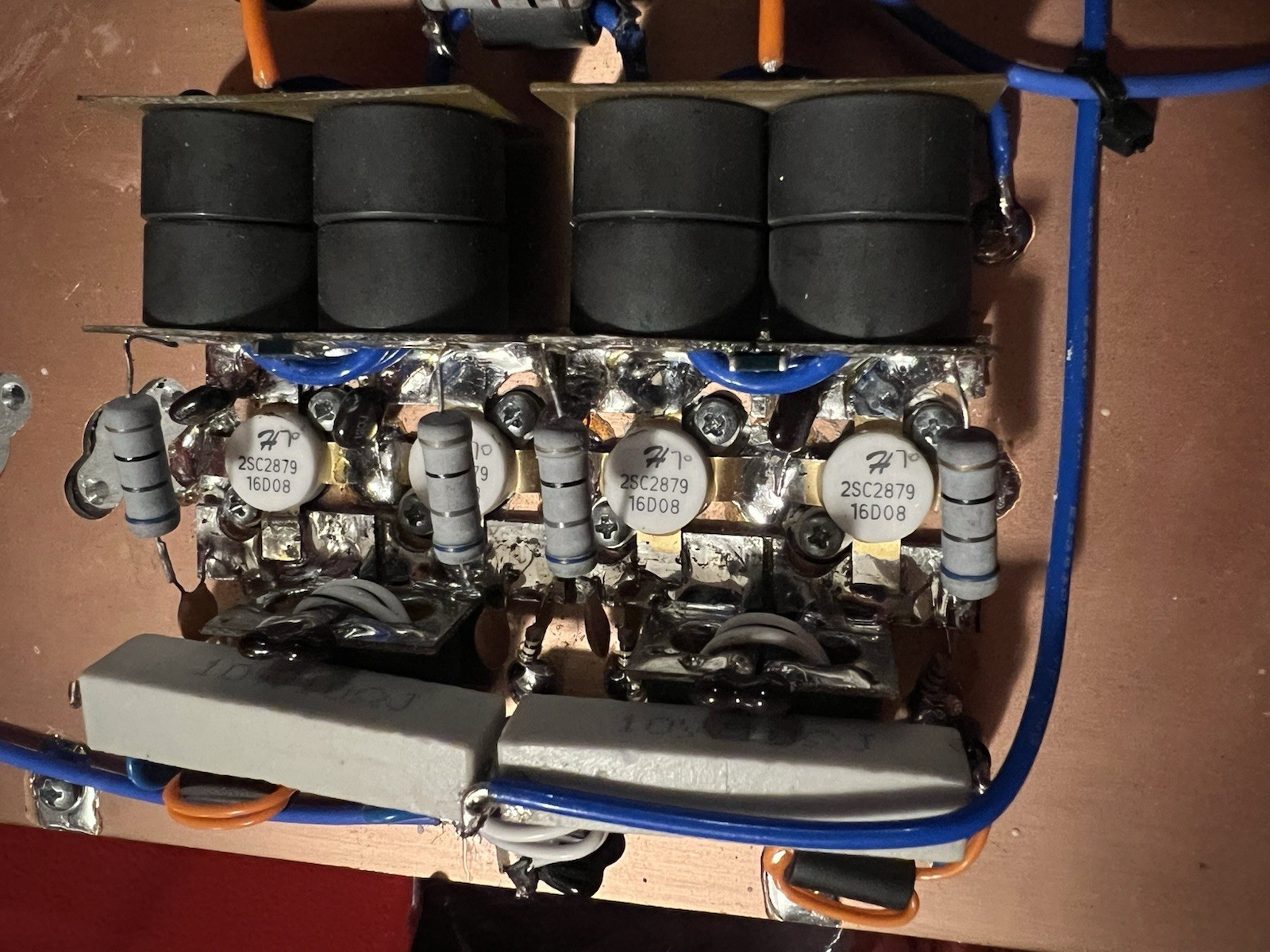 Donkey Stomper Mobile 1000V-HG-2X8 PILL CW TRANSMITTER