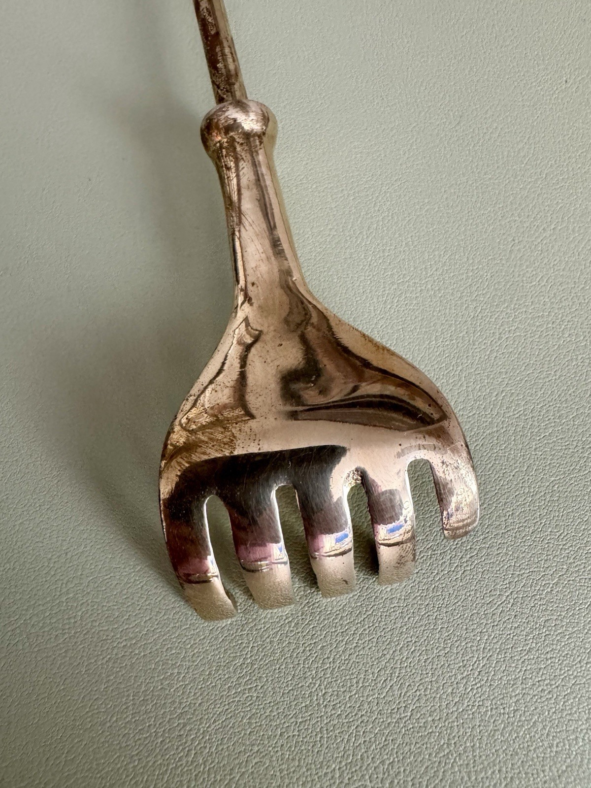 Vintage Solid Brass Shoe Horn & Backscratcher Long Handle Mid Century 22” Long