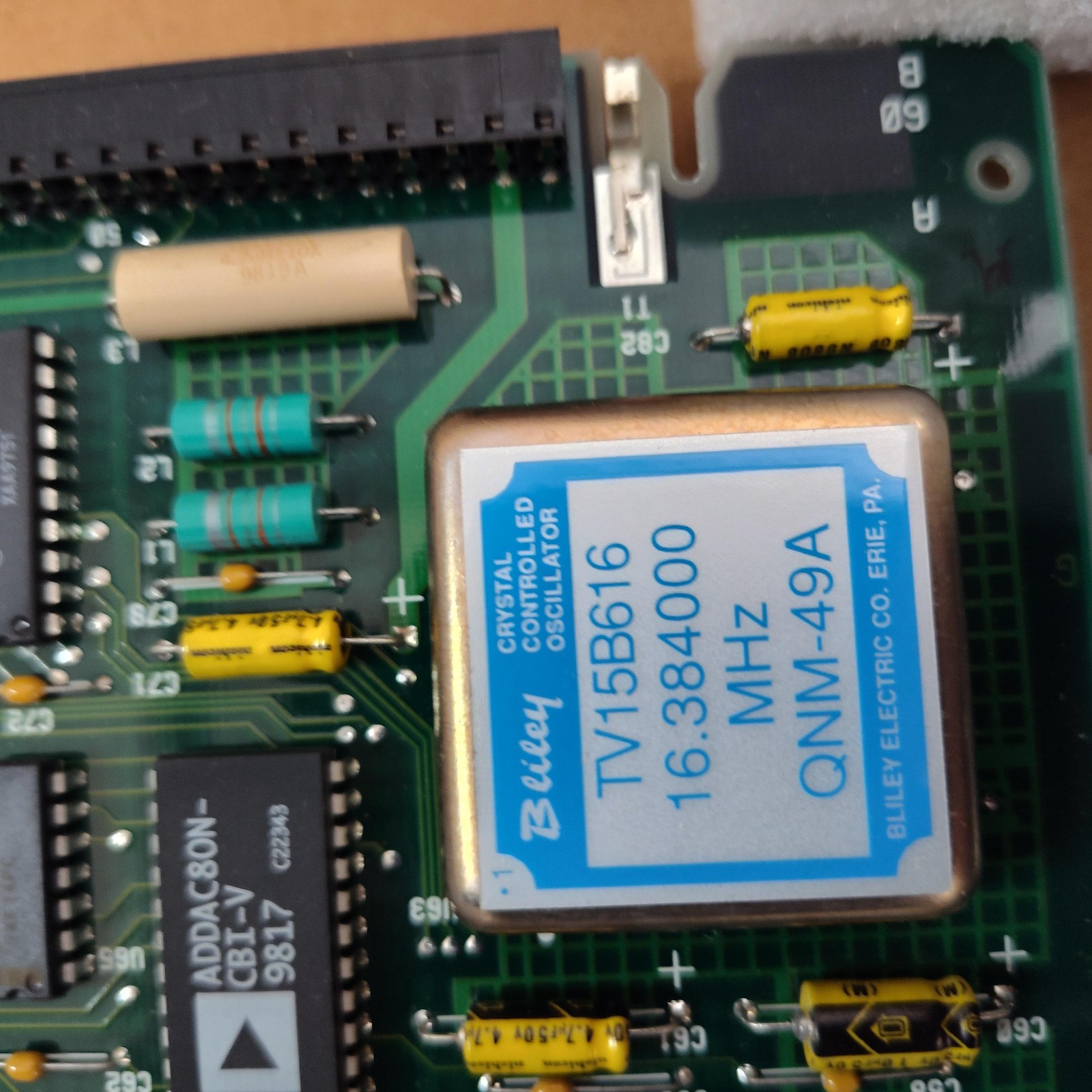 Northern Telecom NTRB53AA Clock Controller Pack NNTM18324FD08 Rack Mount Module