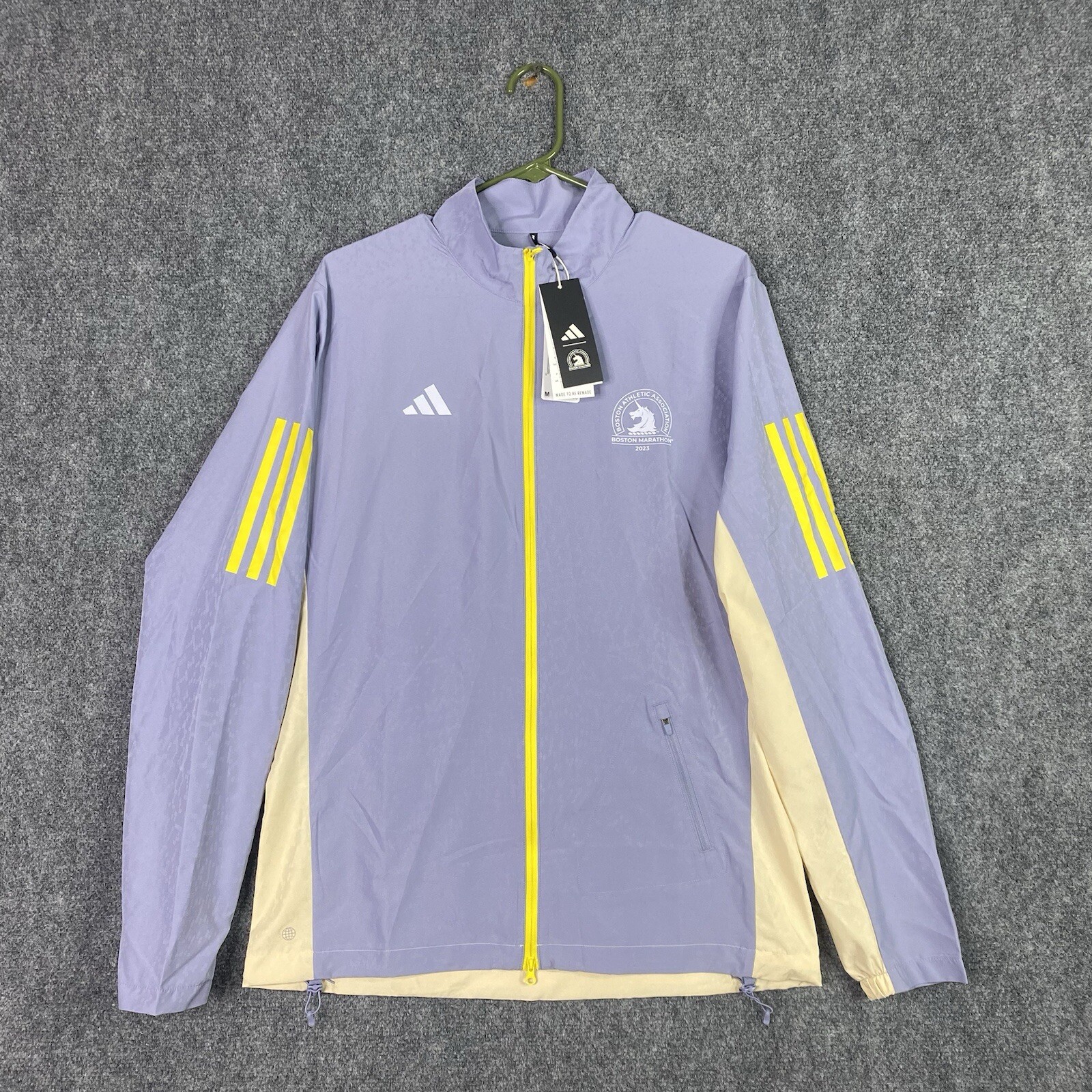 Adidas 2023 Boston Marathon Celebration Jacket Mens Medium Running HY0263 - New
