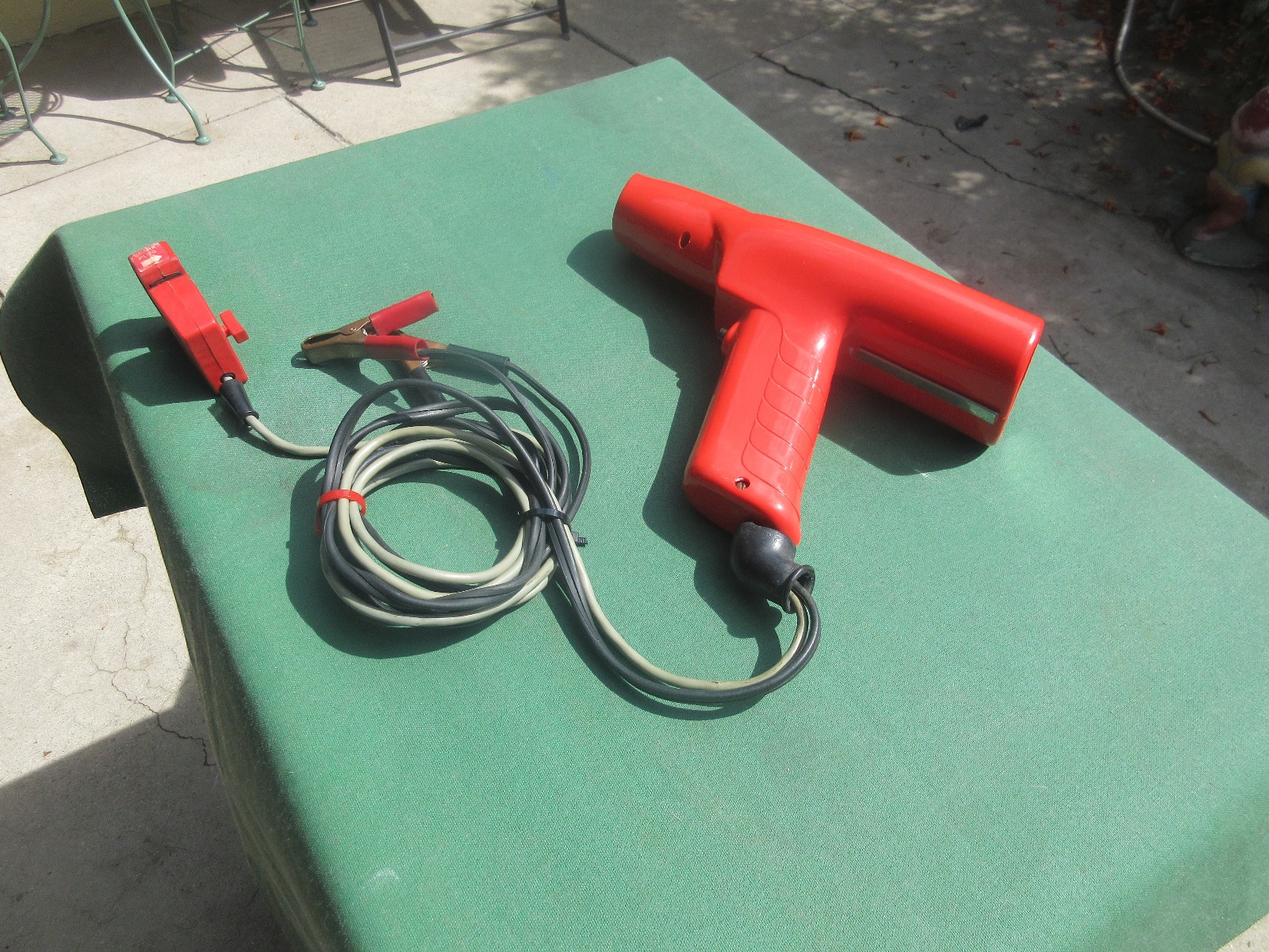 SNAP-ON MT 212 - 12 VOLT TIMING LIGHT TESTED & WORKING " FORD-CHEVY-MOPAR "NICE