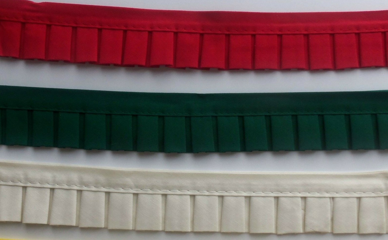 BOX PLEAT - TRIM FABRIC WITH ATTACHED BIAS TAPE TOP 4 1/2 YARDS