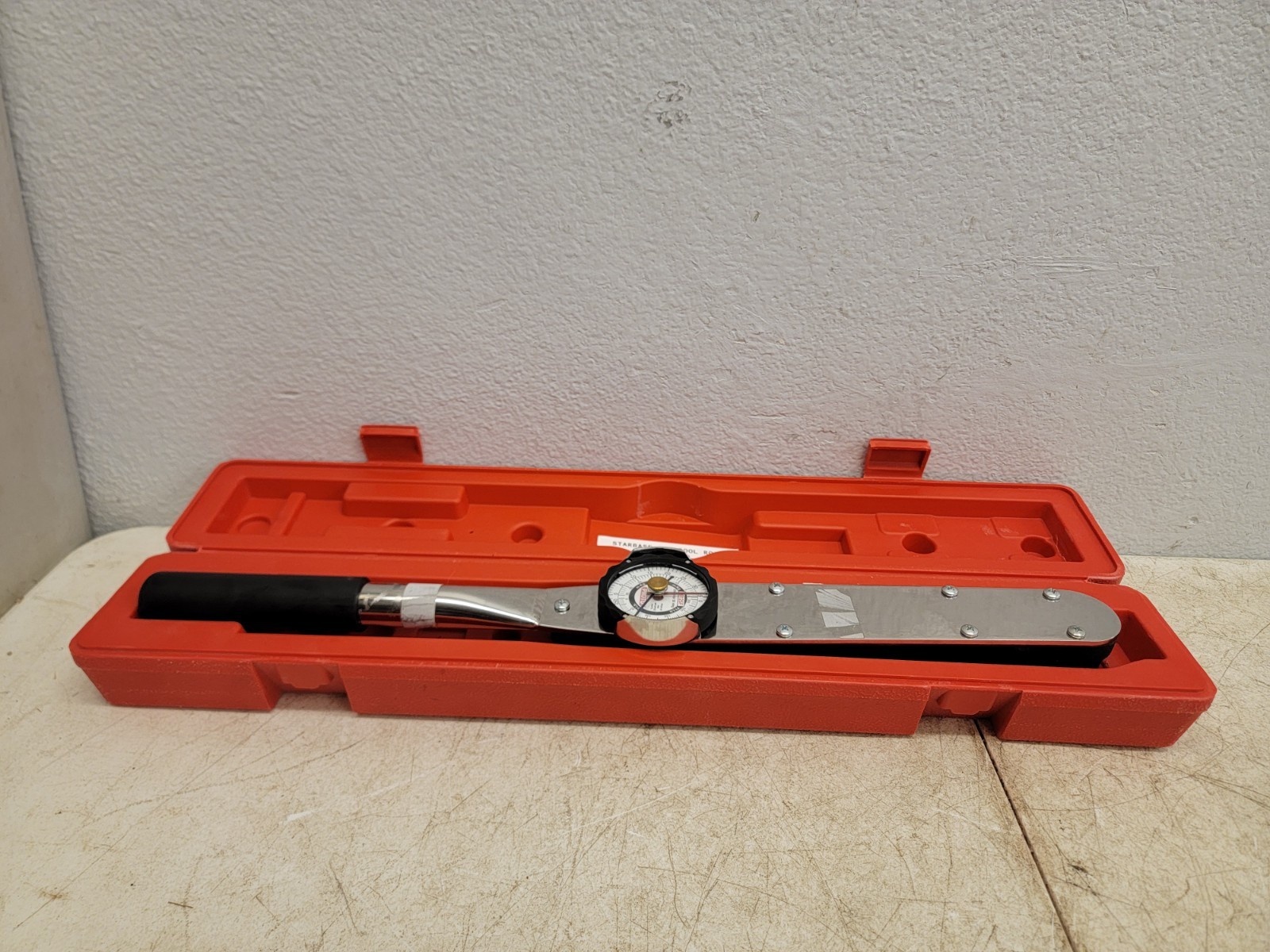 Proto J6125F Dial Torque Wrench Range 0-250 FT. LB. 1/2" Drive USED Once