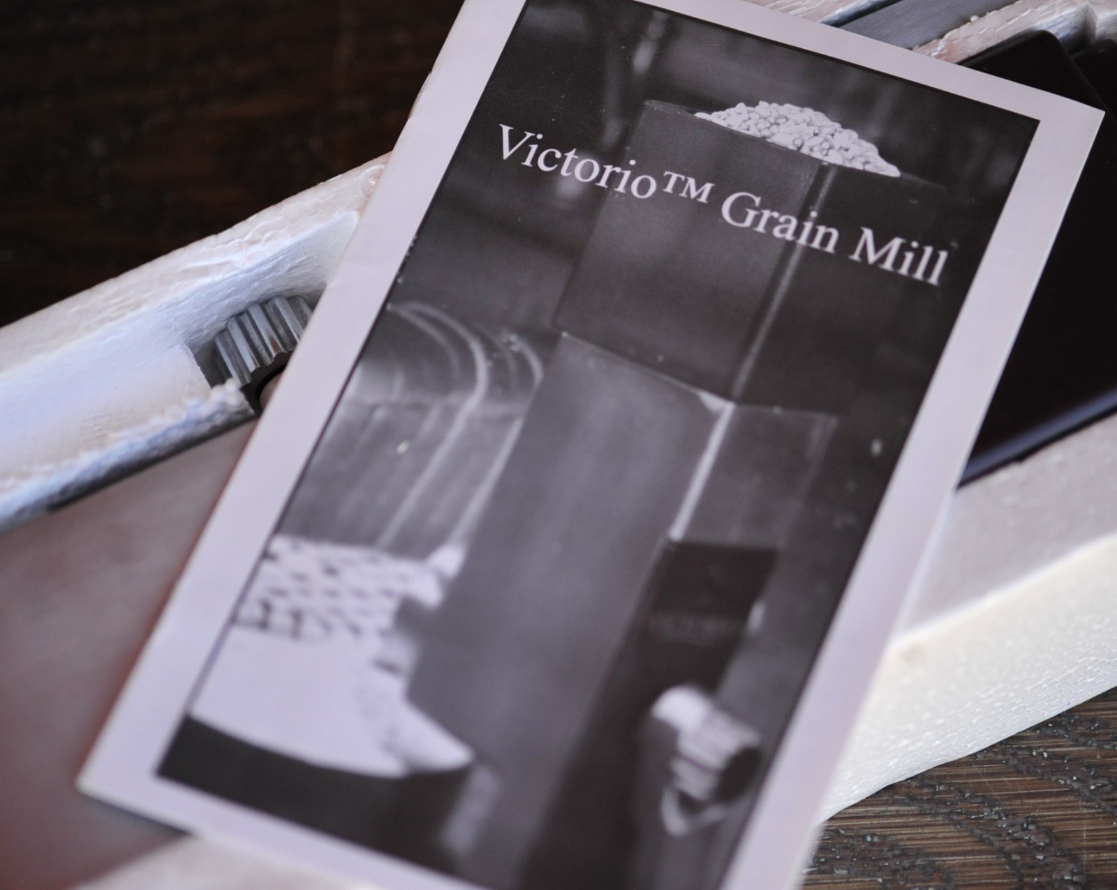 Victorio VKP1012 Hand Crank Grain Mill W/Clamp Base Grind Wheat Rice Oats Barley