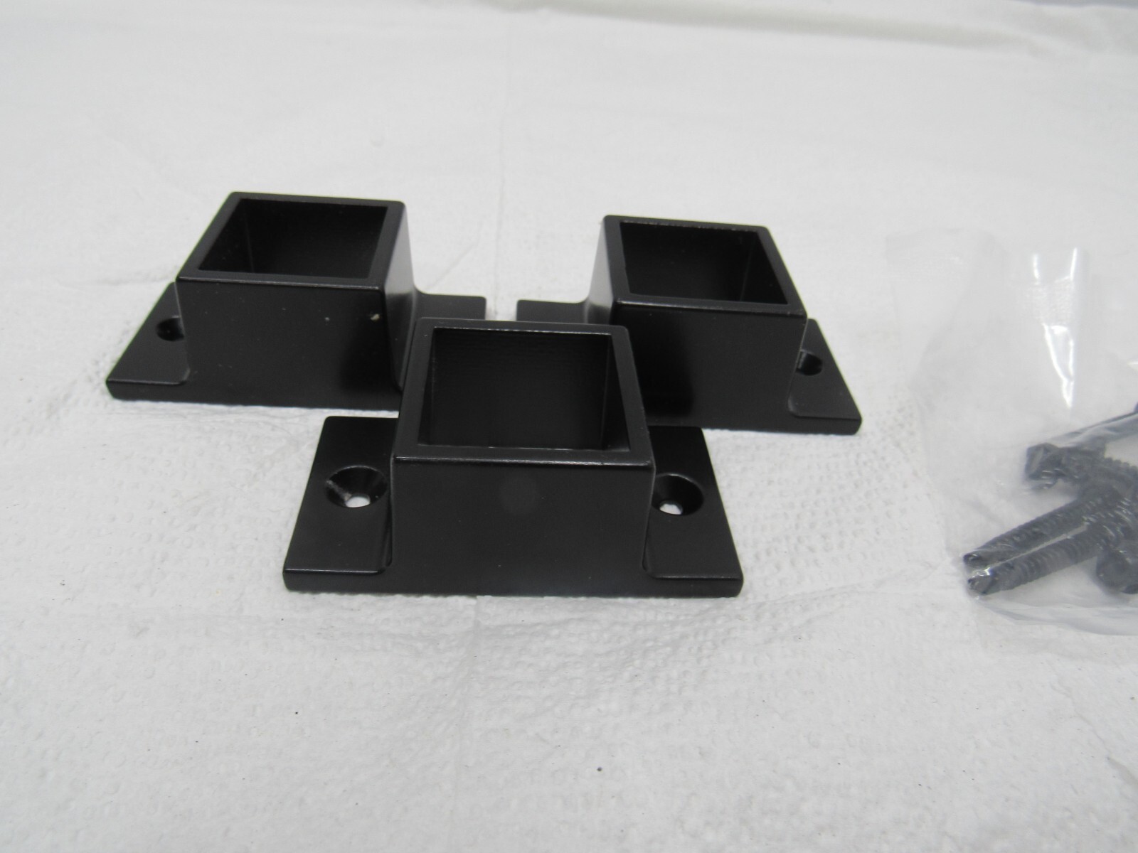 Barrette Outdoor Living 5/8" Metal Wall Mount Fence Brackets 3 Pack 73013011