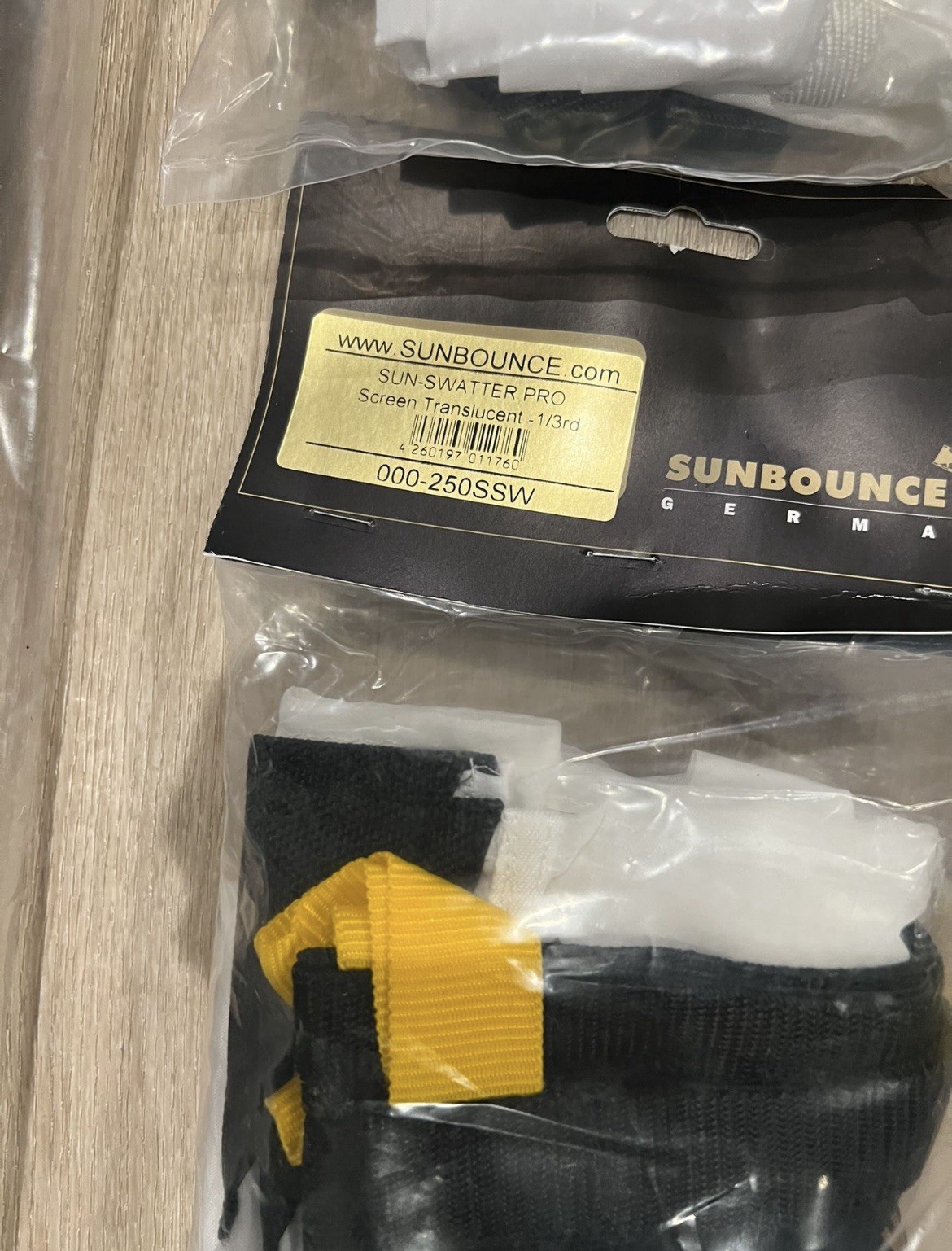 California Sunbounce Sun-Swatter Pro | Translucent Scrim Photography 2 Diffusers