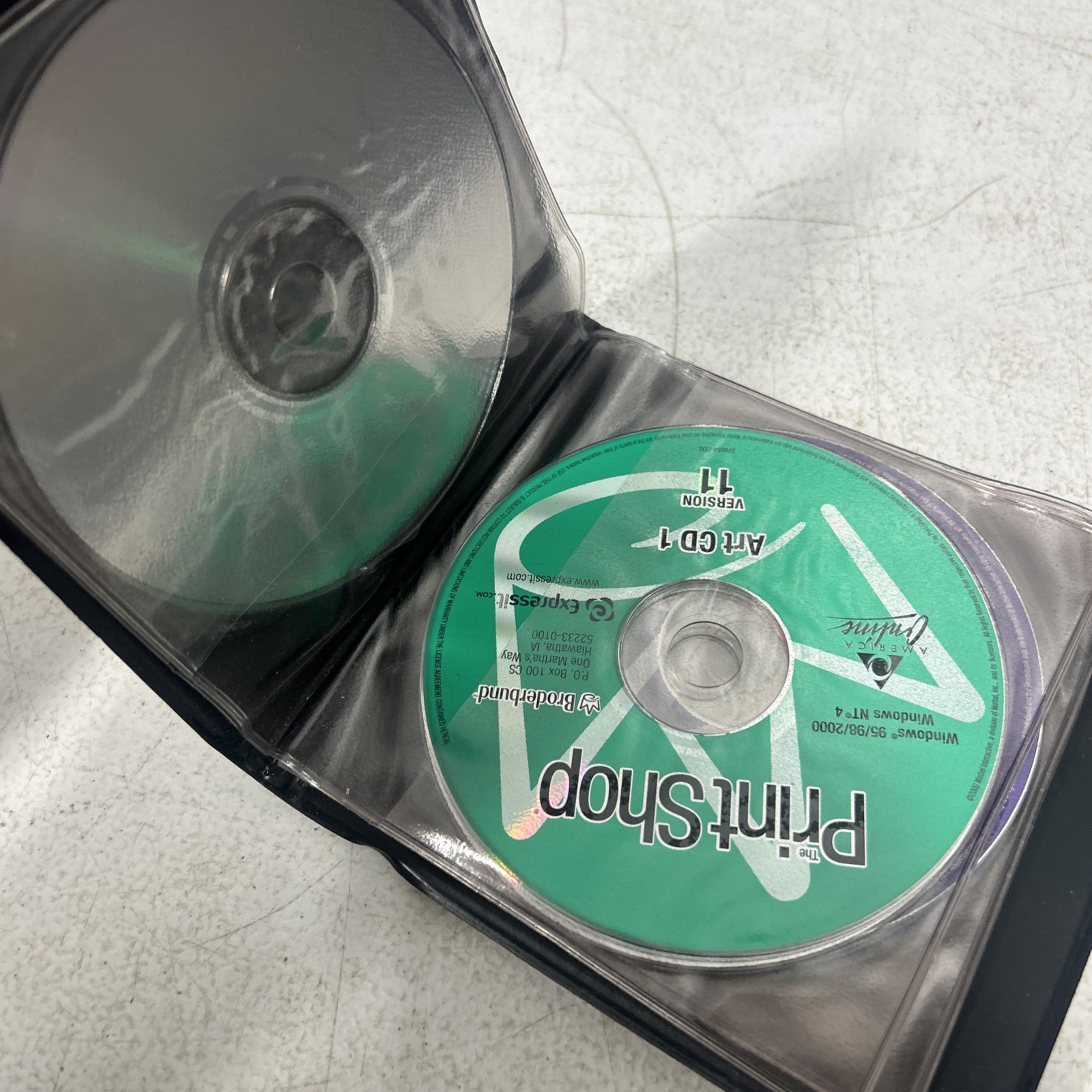 The Print Shop Deluxe 11 for Windows 95 98 2000 NT4 6 CD set Broderbund