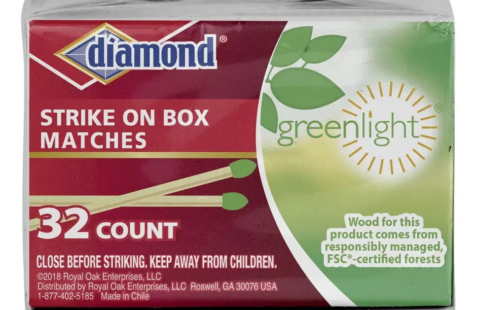 *1 lb FATWOOD +2 FREE BOX STRIKE MATCHES Fire Starter Fat Wood Hunting Fishing