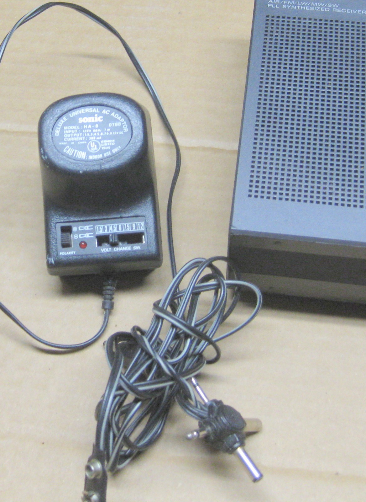 SONY ICF-2010 AIR/FM/LW/MW/SW/PLL Synthesized Receiver Short Wave. Working