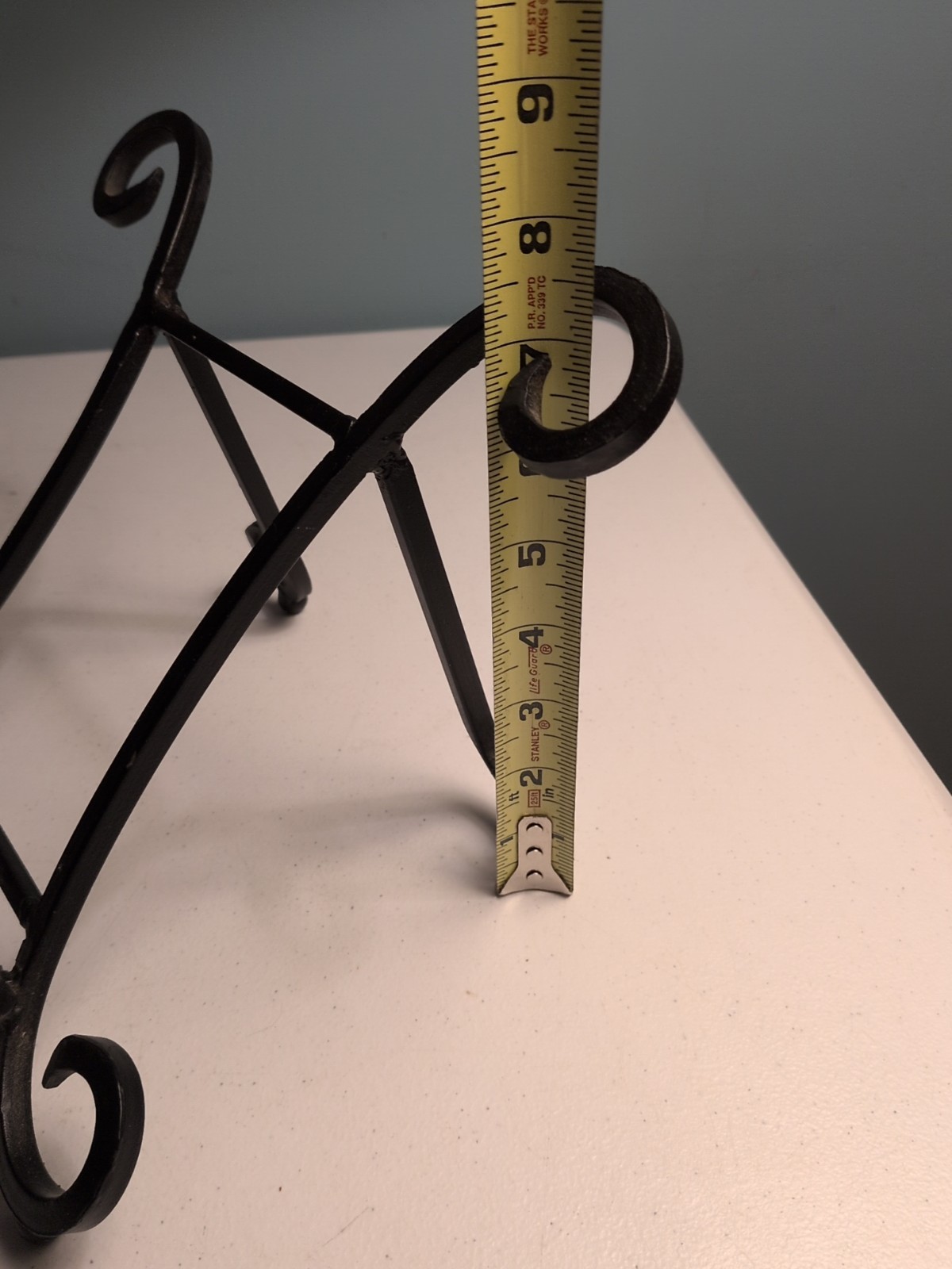 Heavy Metal Art / Plate / Book Holder Display Easel Stand