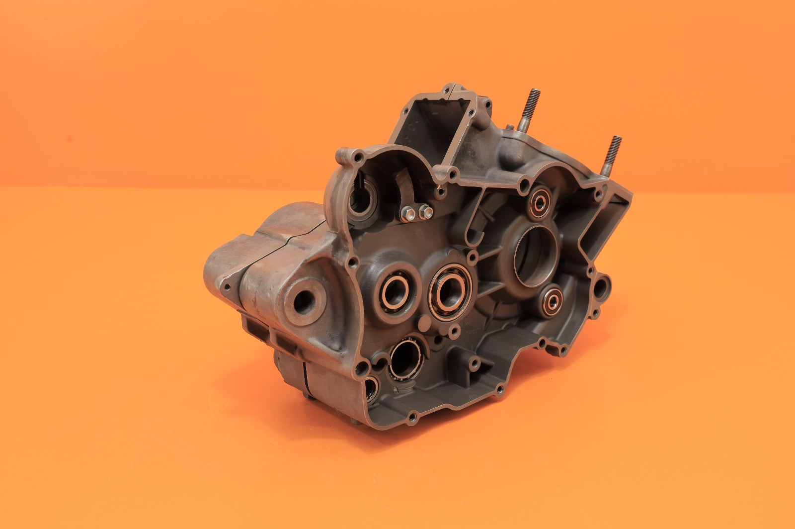 2003 98-05 KTM 200 EXC SX OEM Engine Crankcase Set Carter Block Half Bottom End