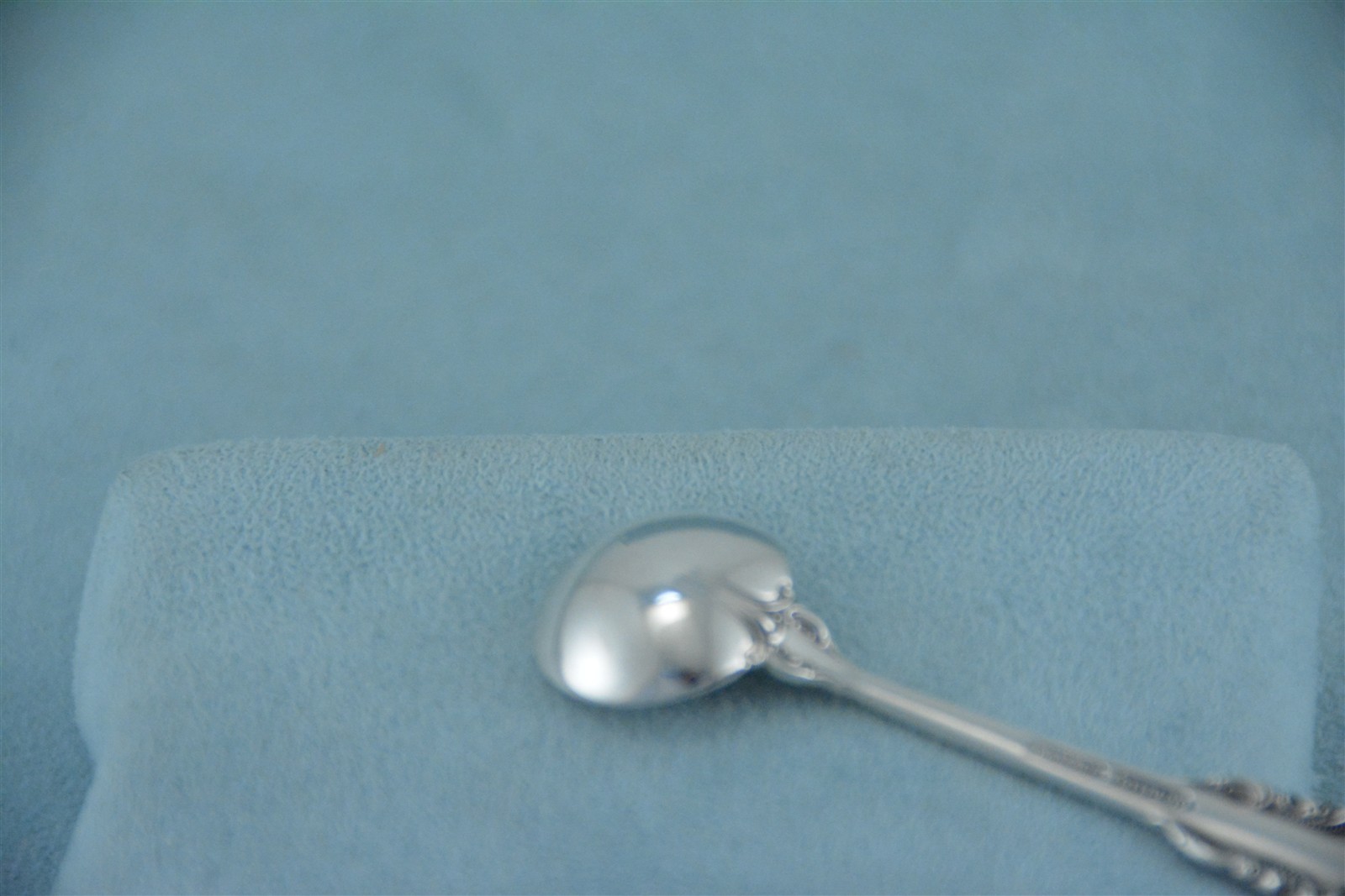 Wallace Grande Baroque Sterling Silver 2-1/2" Salt Spoon No Monogram
